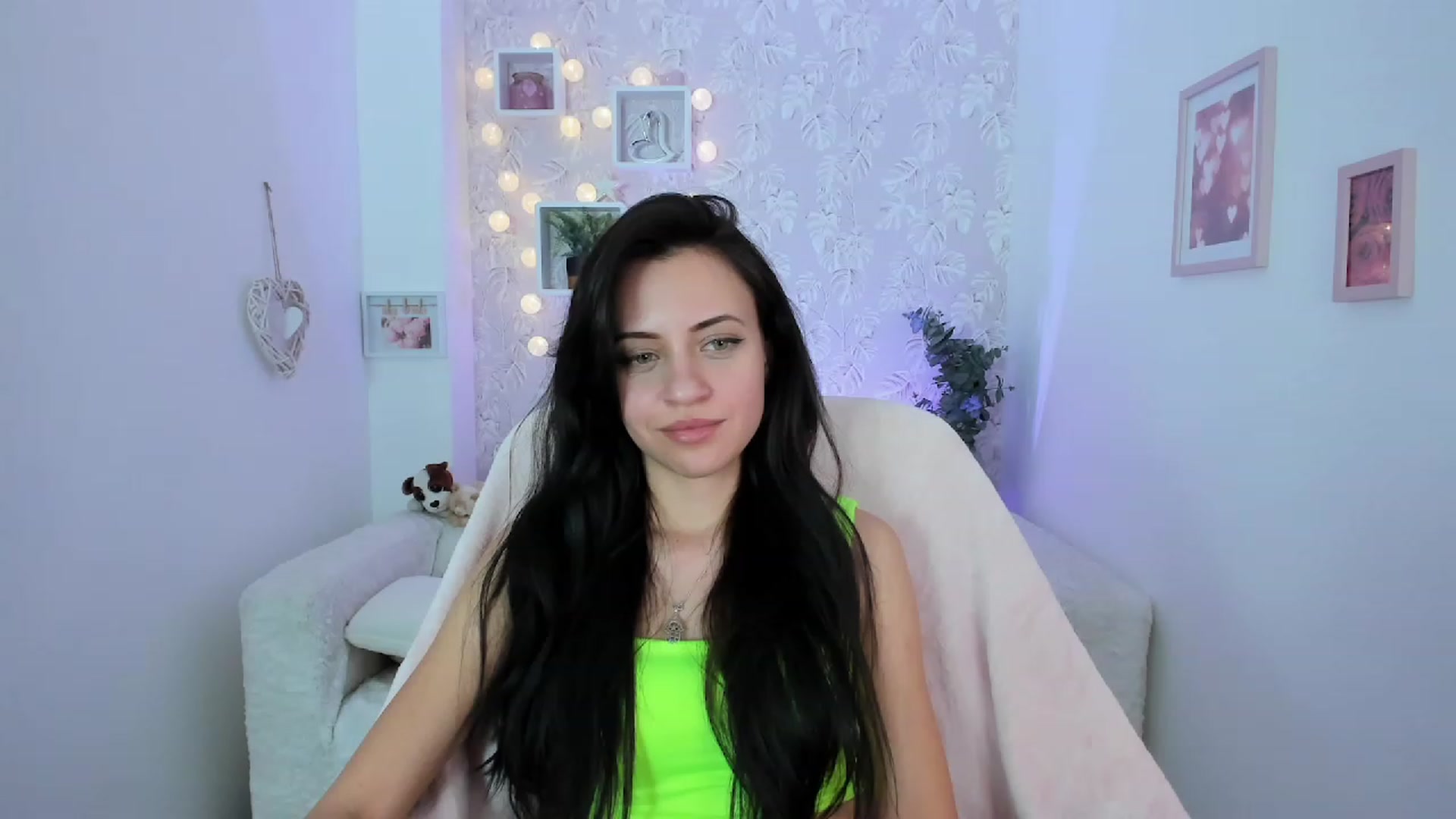 Gallery image thumbnail from Kathy_White's myfreecams stream on, 02/02/2023, 18:43 image 16 of 20