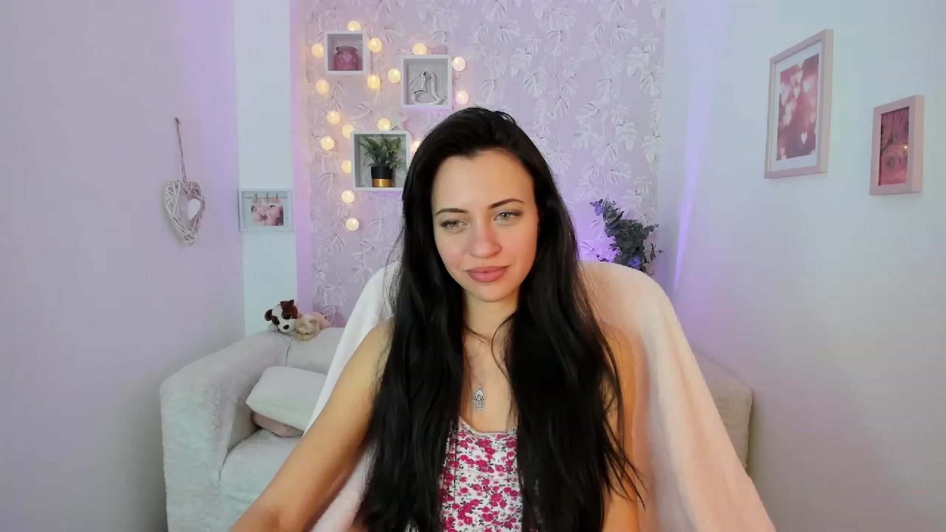 Gallery image thumbnail from Kathy_White's myfreecams stream on, 02/03/2023, 15:57 image 2 of 20
