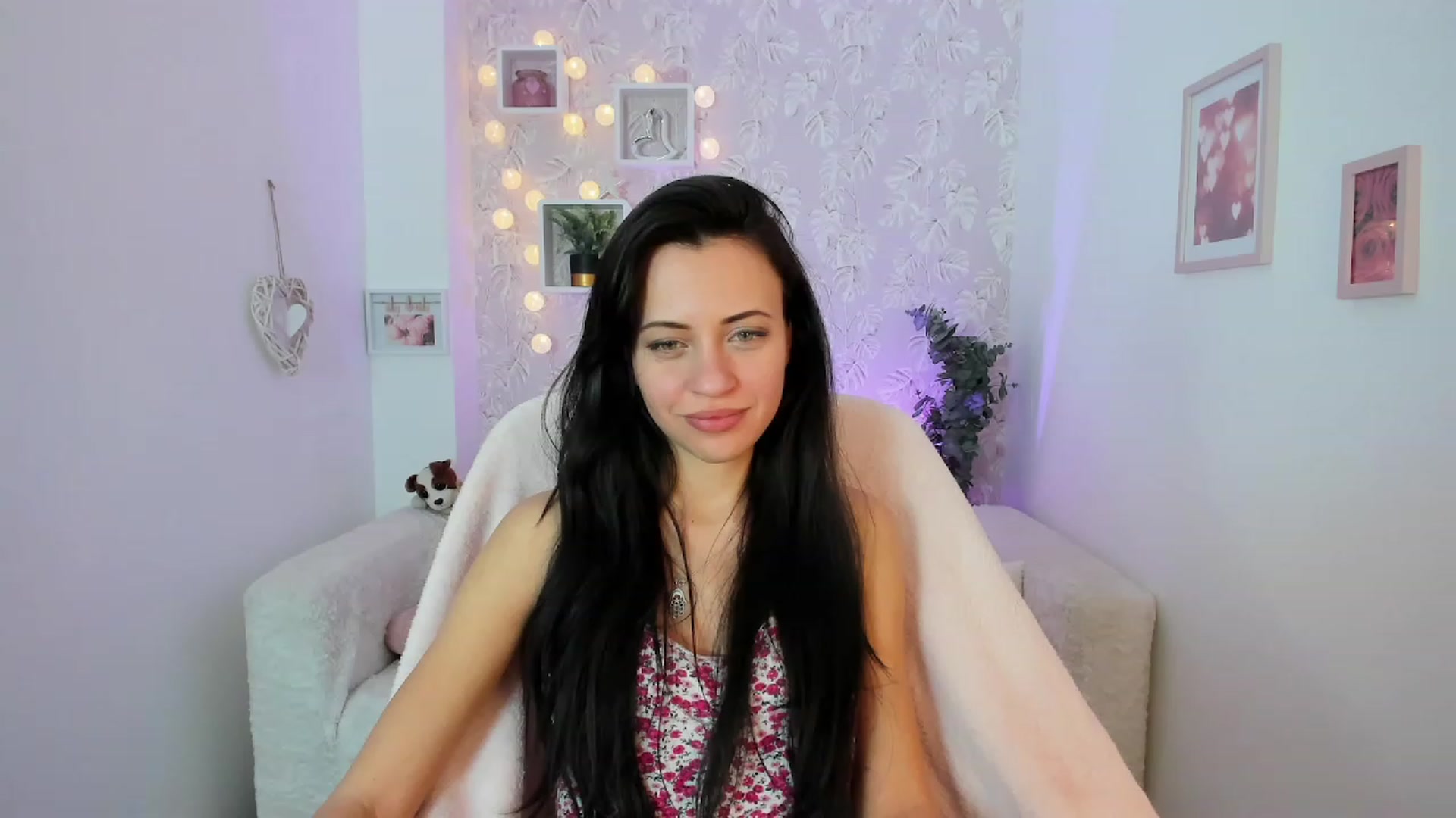 Gallery image thumbnail from Kathy_White's myfreecams stream on, 02/03/2023, 18:10 image 7 of 20
