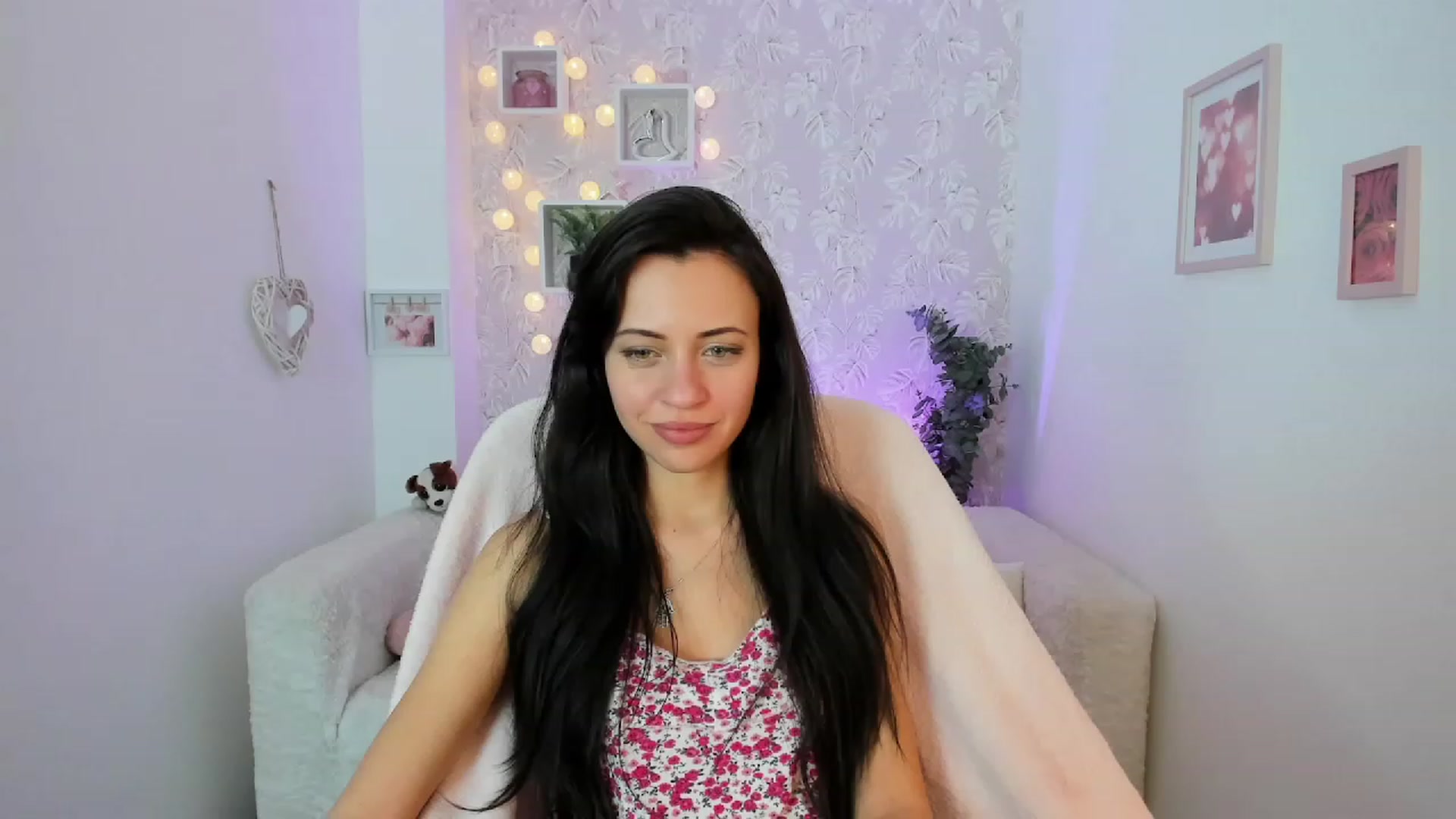 Gallery image thumbnail from Kathy_White's myfreecams stream on, 02/03/2023, 18:10 image 12 of 20