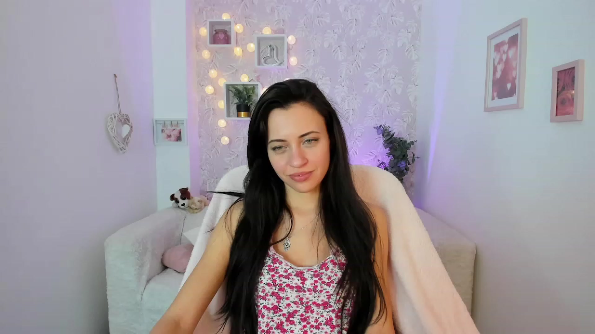 Gallery image thumbnail from Kathy_White's myfreecams stream on, 02/03/2023, 18:10 image 20 of 20