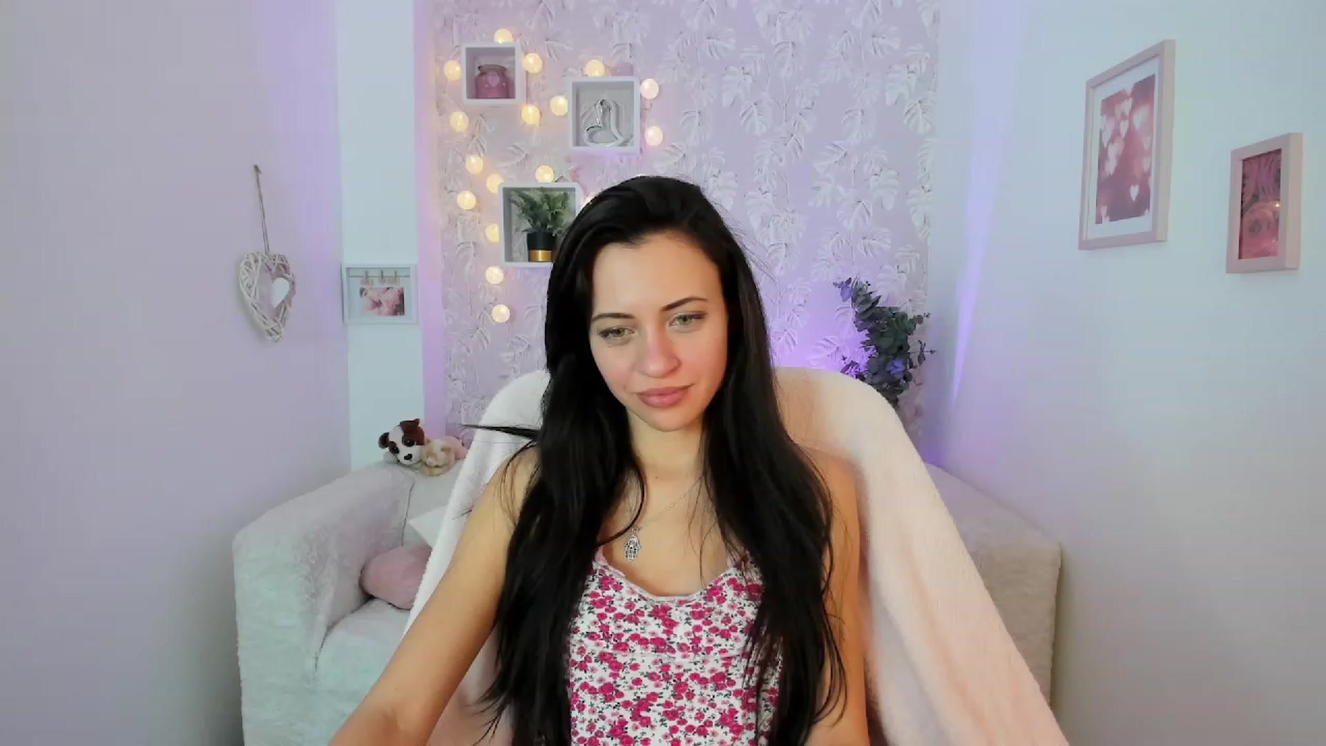 Gallery image thumbnail from Kathy_White's myfreecams stream on, 02/03/2023, 18:10 image 18 of 20