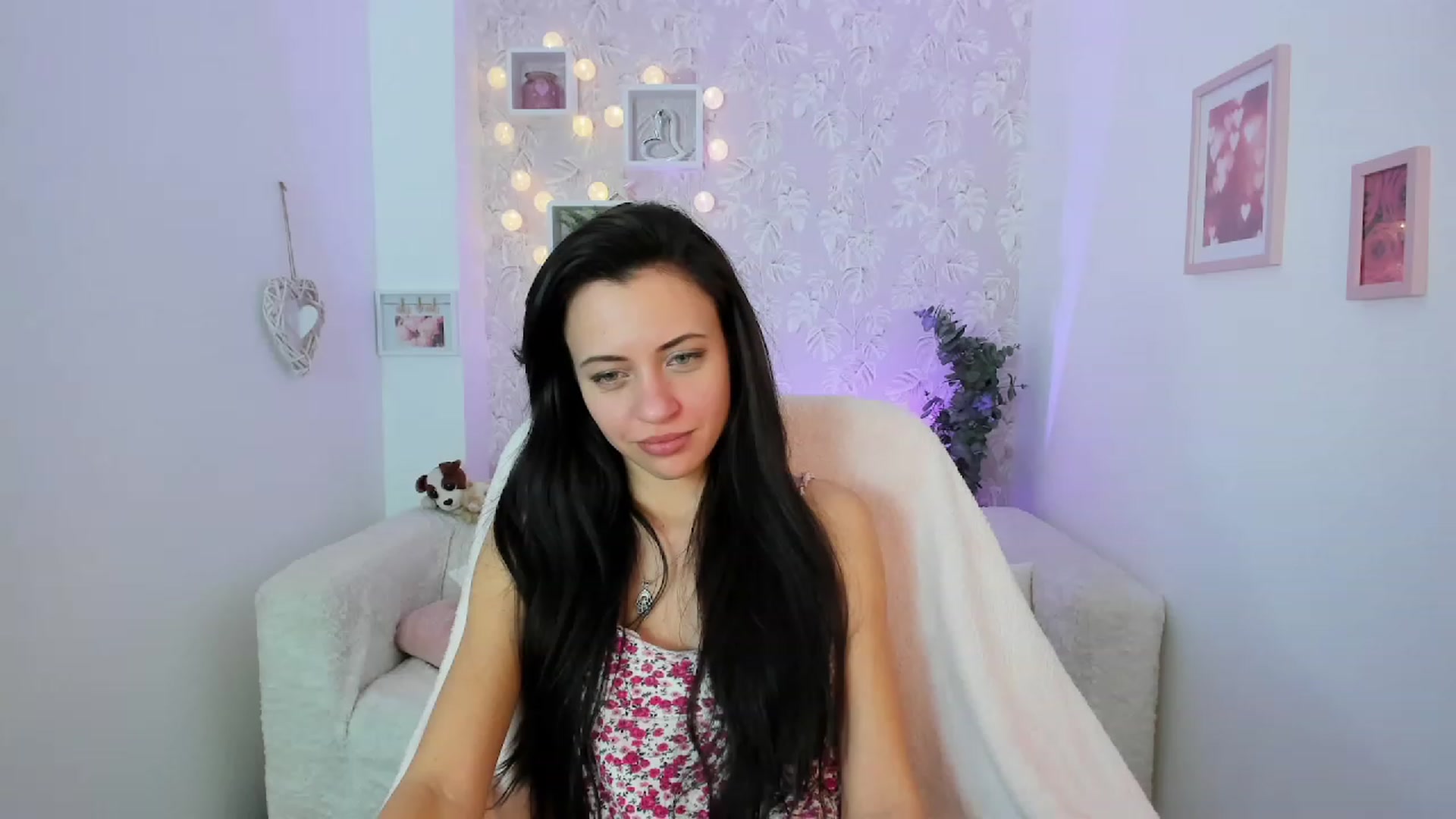 Gallery image thumbnail from Kathy_White's myfreecams stream on, 02/03/2023, 19:00 image 6 of 20