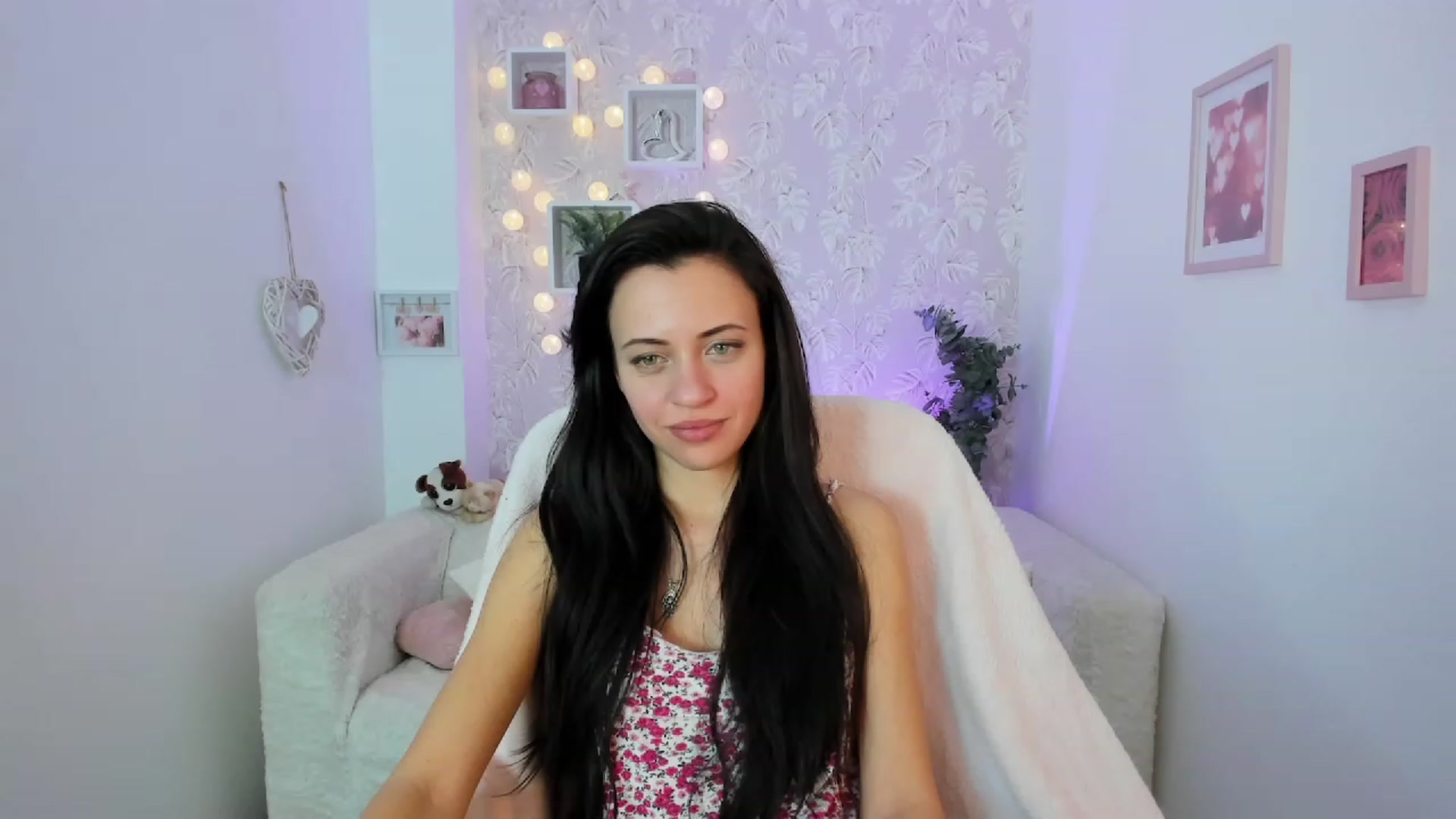 Gallery image thumbnail from Kathy_White's myfreecams stream on, 02/03/2023, 19:00 image 5 of 20