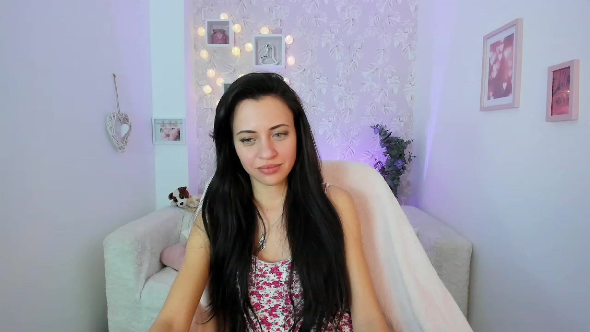 Gallery image thumbnail from Kathy_White's myfreecams stream on, 02/03/2023, 19:00 image 16 of 20