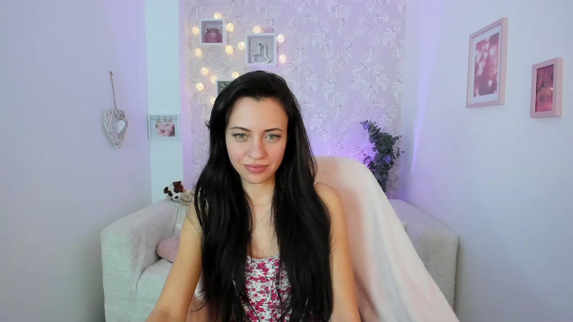Gallery image thumbnail from Kathy_White's myfreecams stream on, 02/03/2023, 19:00 image 10 of 20