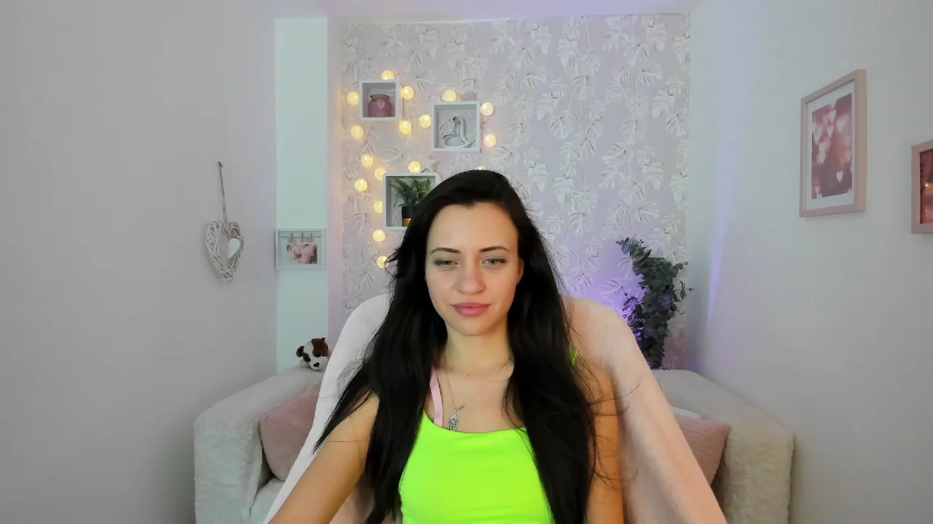 Gallery image thumbnail from Kathy_White's myfreecams stream on, 02/07/2023, 18:36 image 15 of 20