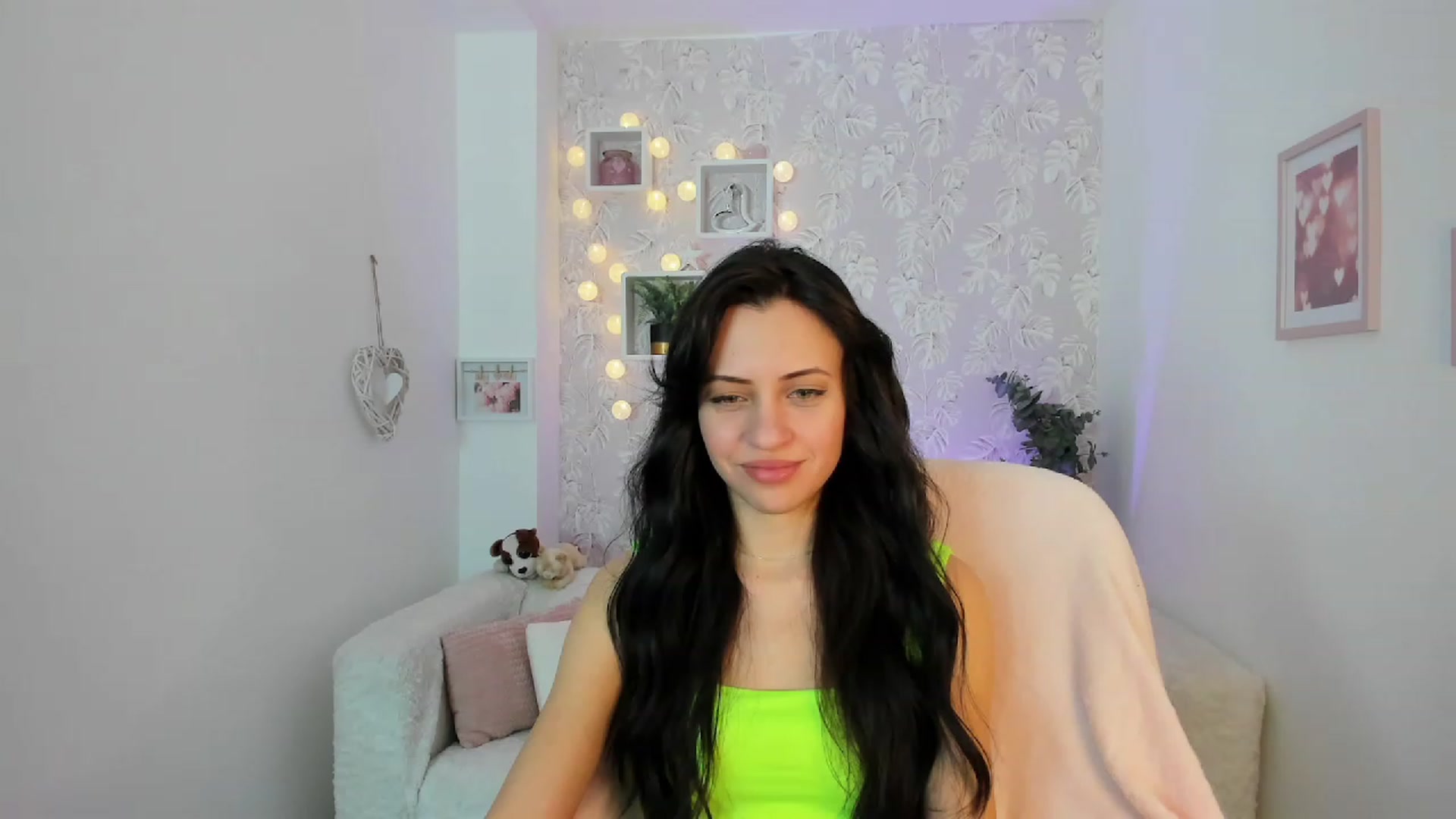 Gallery image thumbnail from Kathy_White's myfreecams stream on, 02/15/2023, 16:03 image 4 of 20