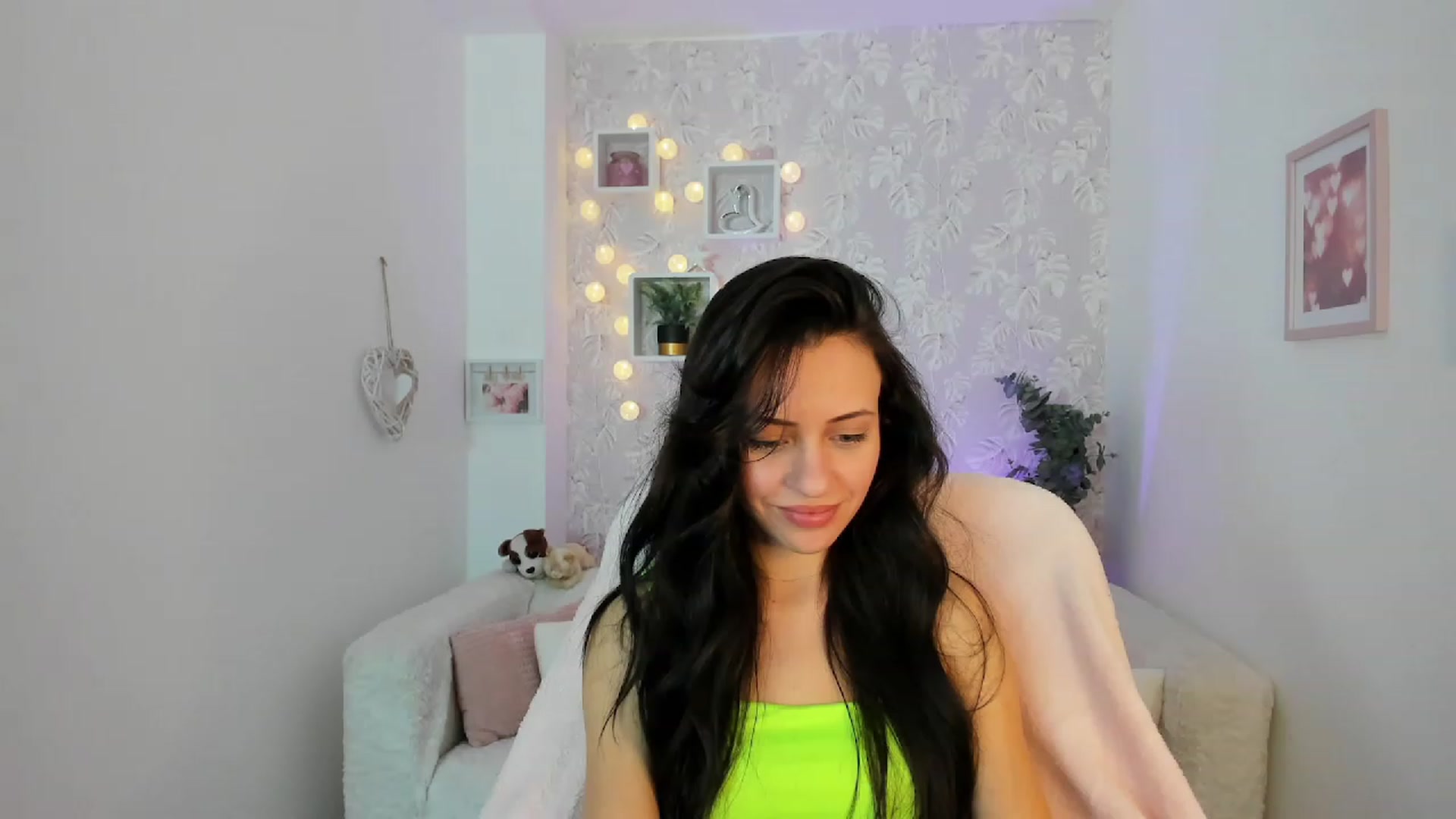 Gallery image thumbnail from Kathy_White's myfreecams stream on, 02/15/2023, 16:03 image 19 of 20