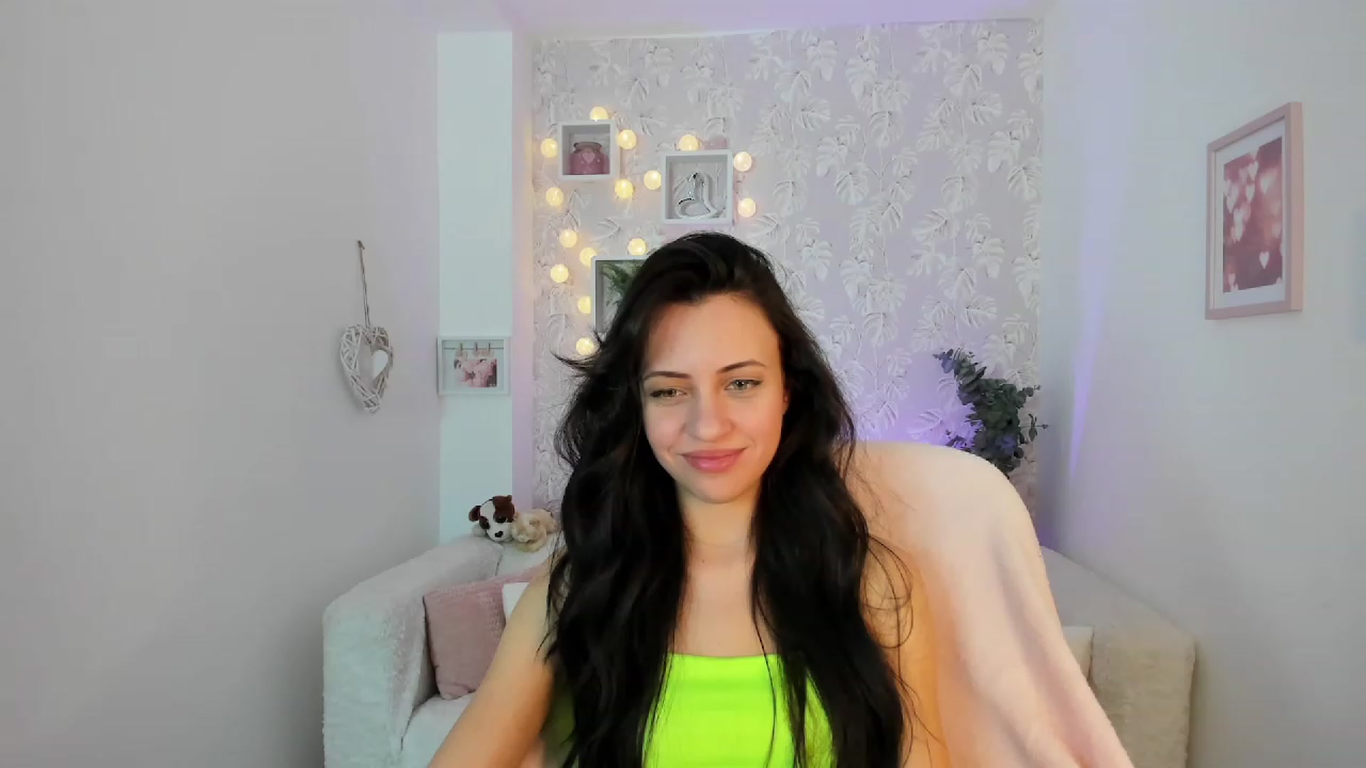 Gallery image thumbnail from Kathy_White's myfreecams stream on, 02/15/2023, 16:03 image 16 of 20