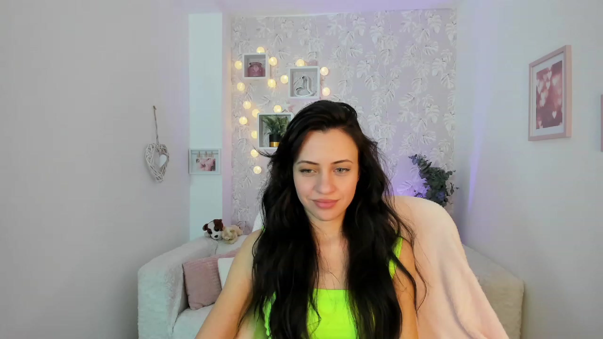 Gallery image thumbnail from Kathy_White's myfreecams stream on, 02/15/2023, 16:03 image 9 of 20