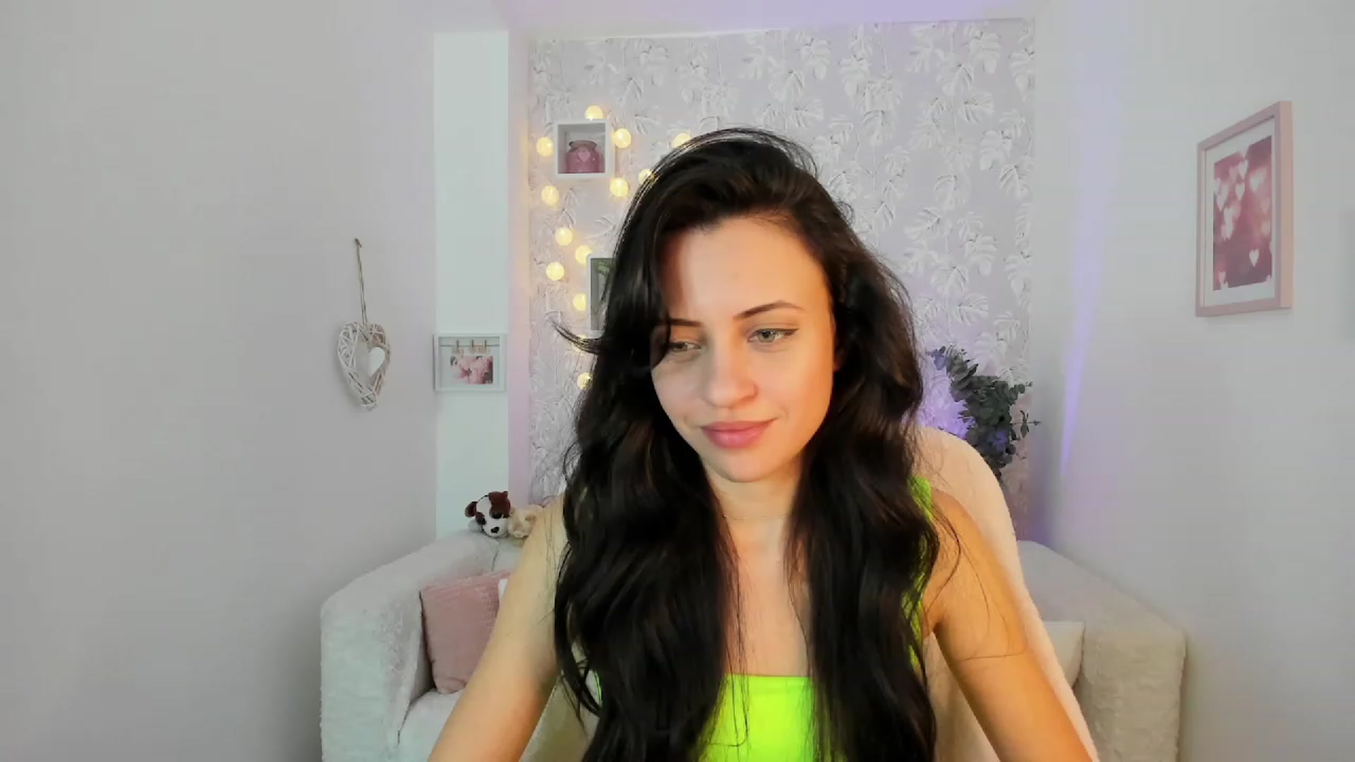 Gallery image thumbnail from Kathy_White's myfreecams stream on, 02/15/2023, 18:47 image 2 of 20