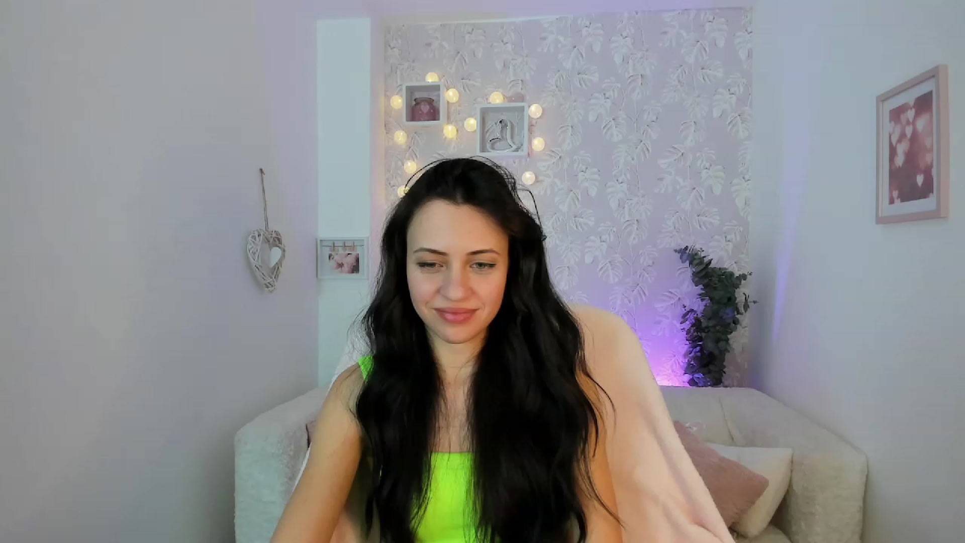 Gallery image thumbnail from Kathy_White's myfreecams stream on, 02/15/2023, 18:47 image 19 of 20