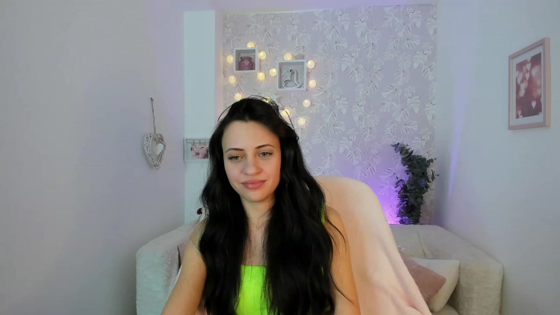 Gallery image thumbnail from Kathy_White's myfreecams stream on, 02/15/2023, 18:47 image 20 of 20