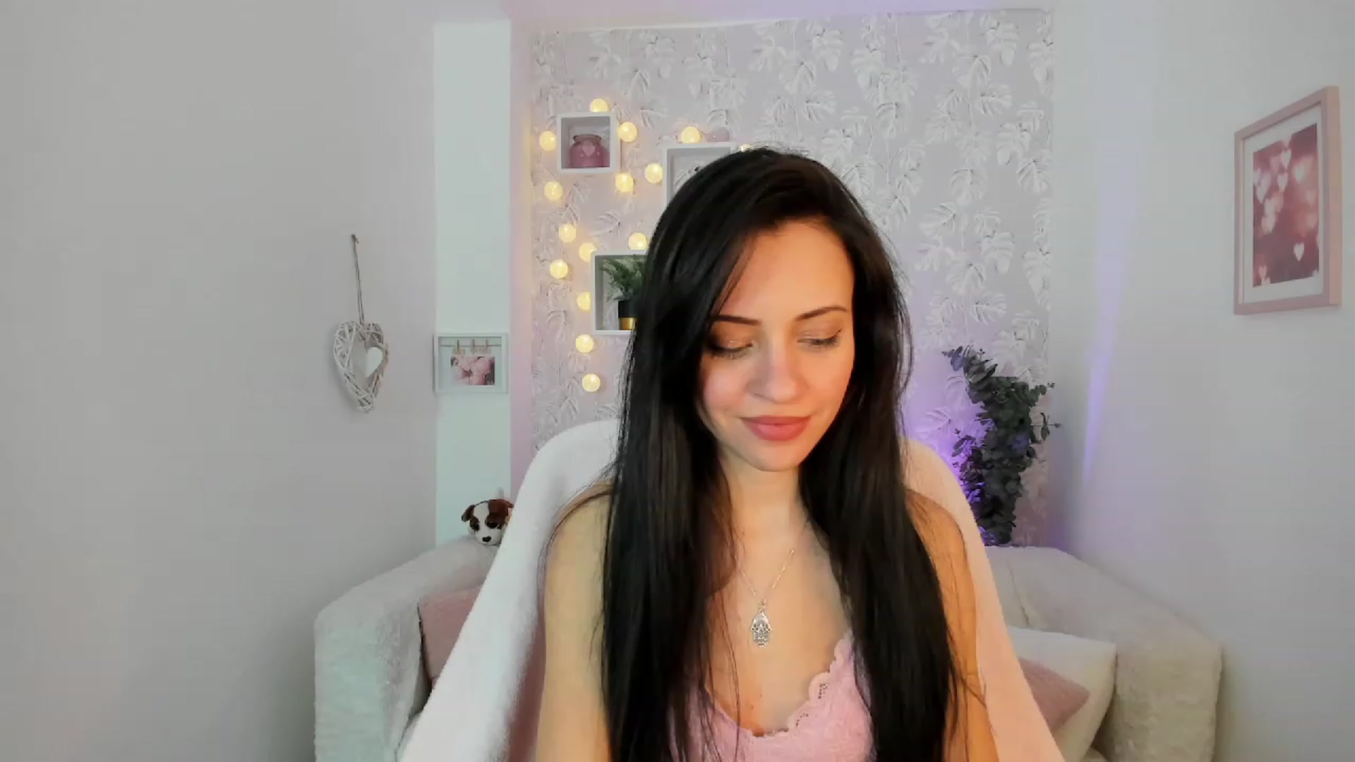 Gallery image thumbnail from Kathy_White's myfreecams stream on, 02/18/2023, 14:55 image 14 of 20