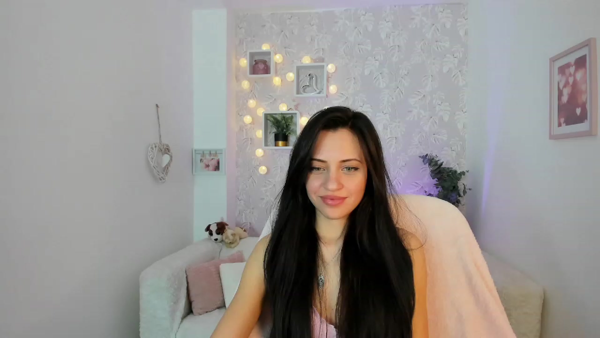Gallery image thumbnail from Kathy_White's myfreecams stream on, 02/18/2023, 16:07 image 7 of 20