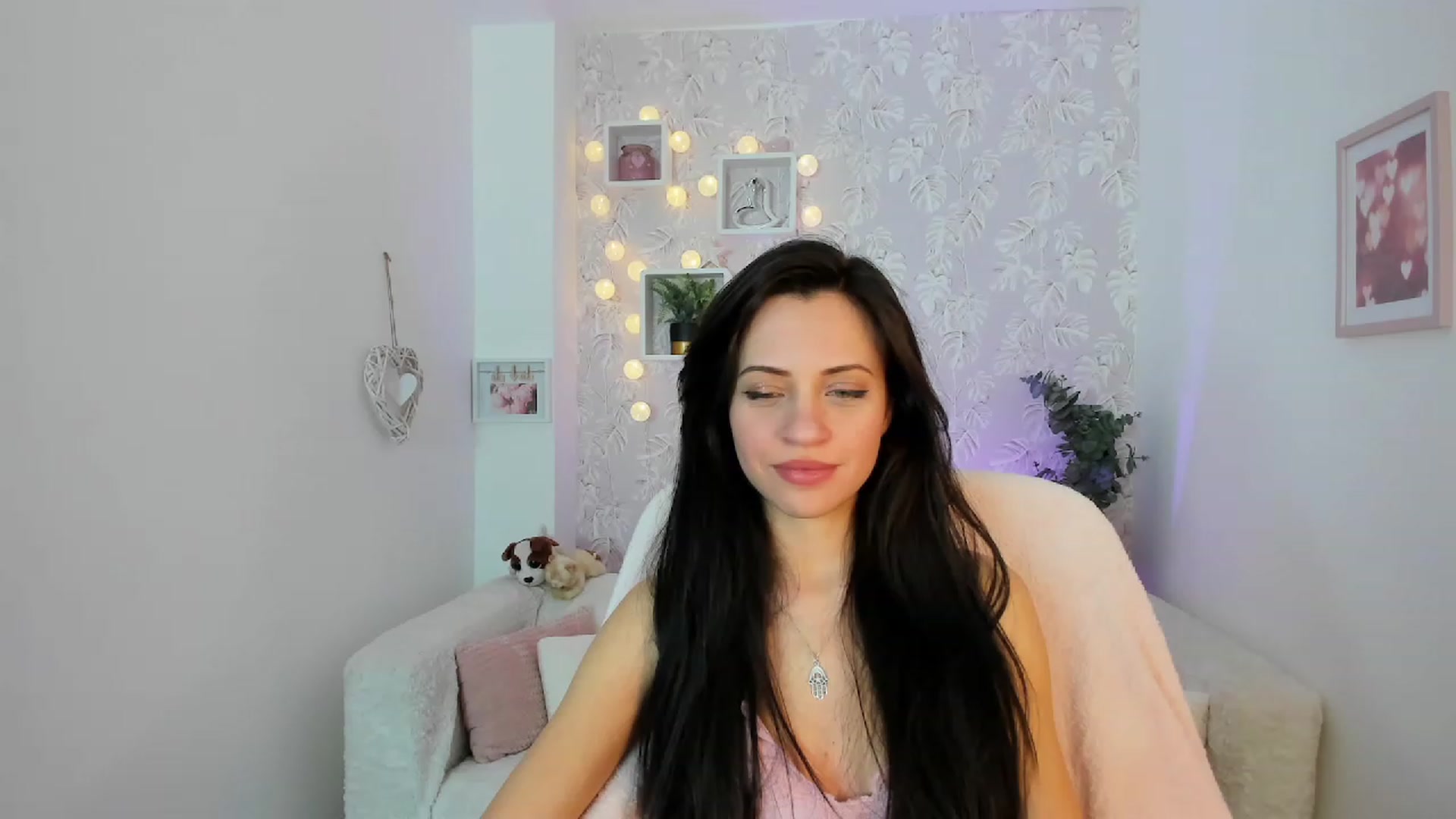 Gallery image thumbnail from Kathy_White's myfreecams stream on, 02/18/2023, 16:07 image 1 of 20