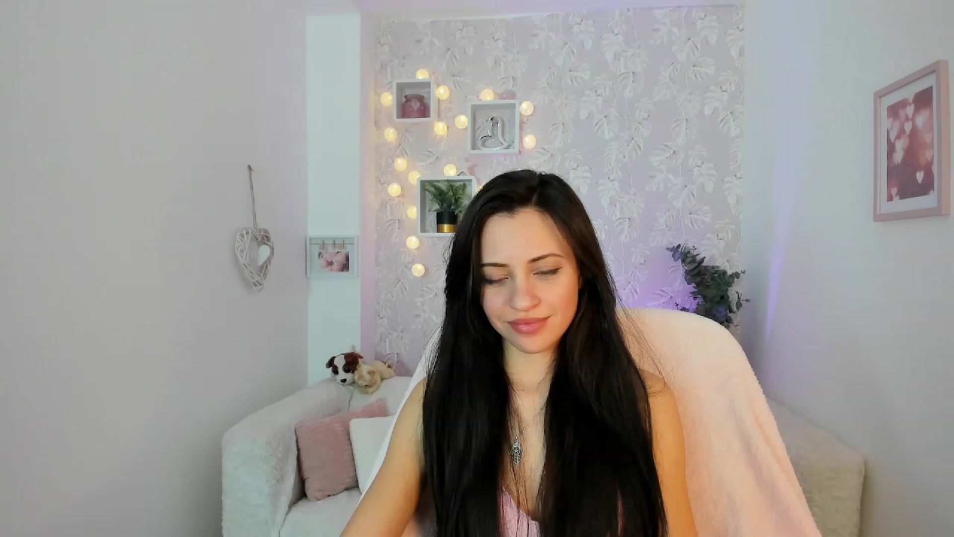 Gallery image thumbnail from Kathy_White's myfreecams stream on, 02/18/2023, 16:07 image 8 of 20