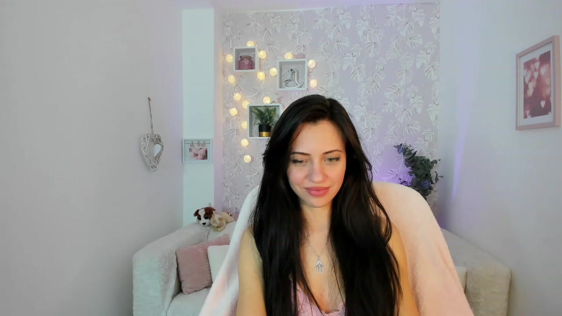 Gallery image thumbnail from Kathy_White's myfreecams stream on, 02/18/2023, 16:07 image 2 of 20
