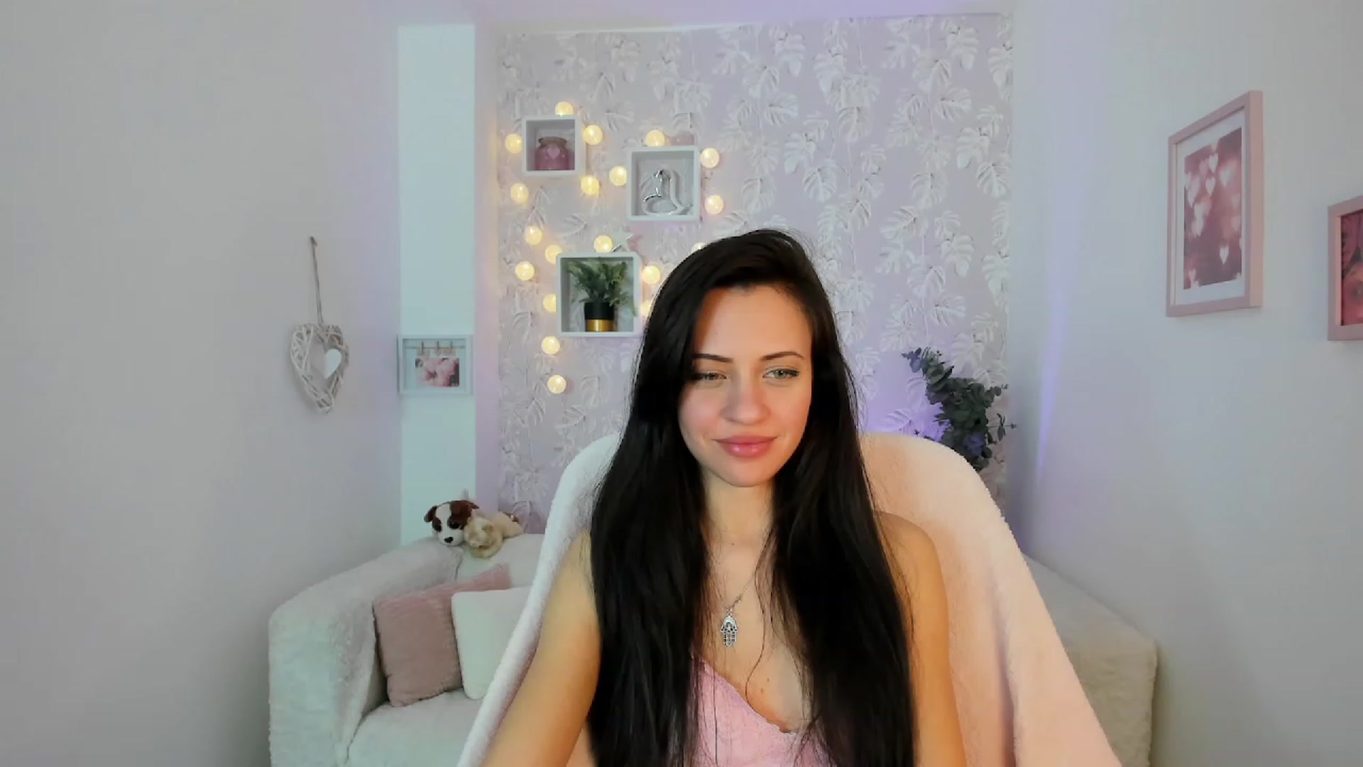 Gallery image thumbnail from Kathy_White's myfreecams stream on, 02/18/2023, 17:32 image 8 of 20