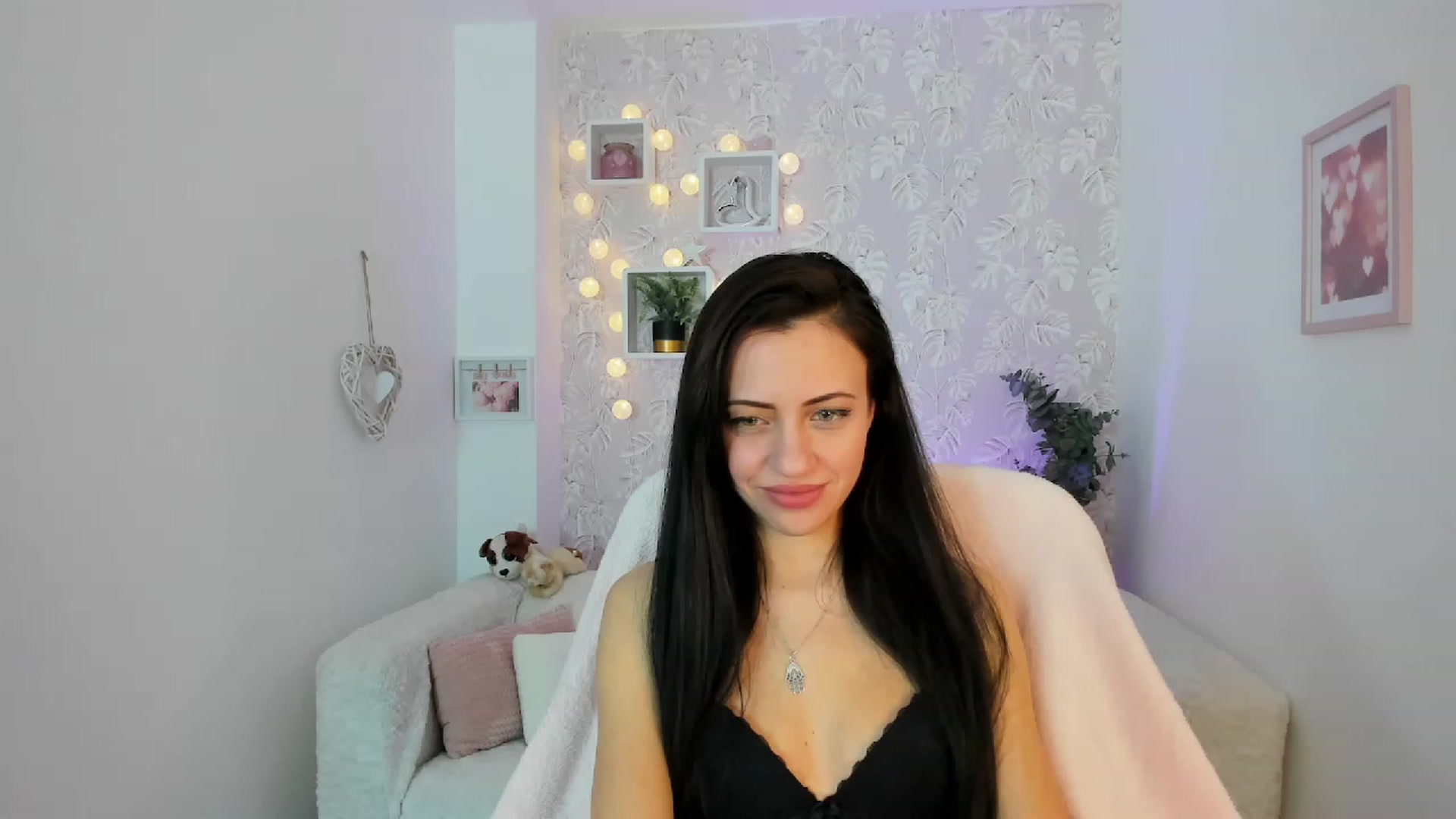Gallery image thumbnail from Kathy_White's myfreecams stream on, 02/19/2023, 15:09 image 8 of 20