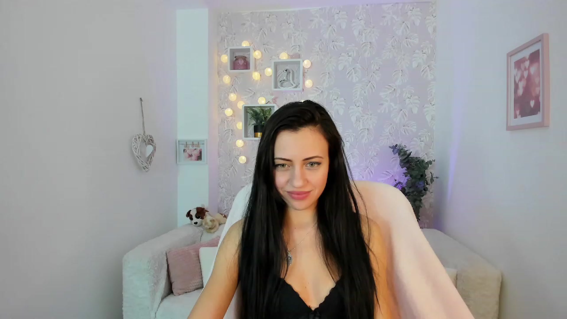Gallery image thumbnail from Kathy_White's myfreecams stream on, 02/19/2023, 18:40 image 1 of 20