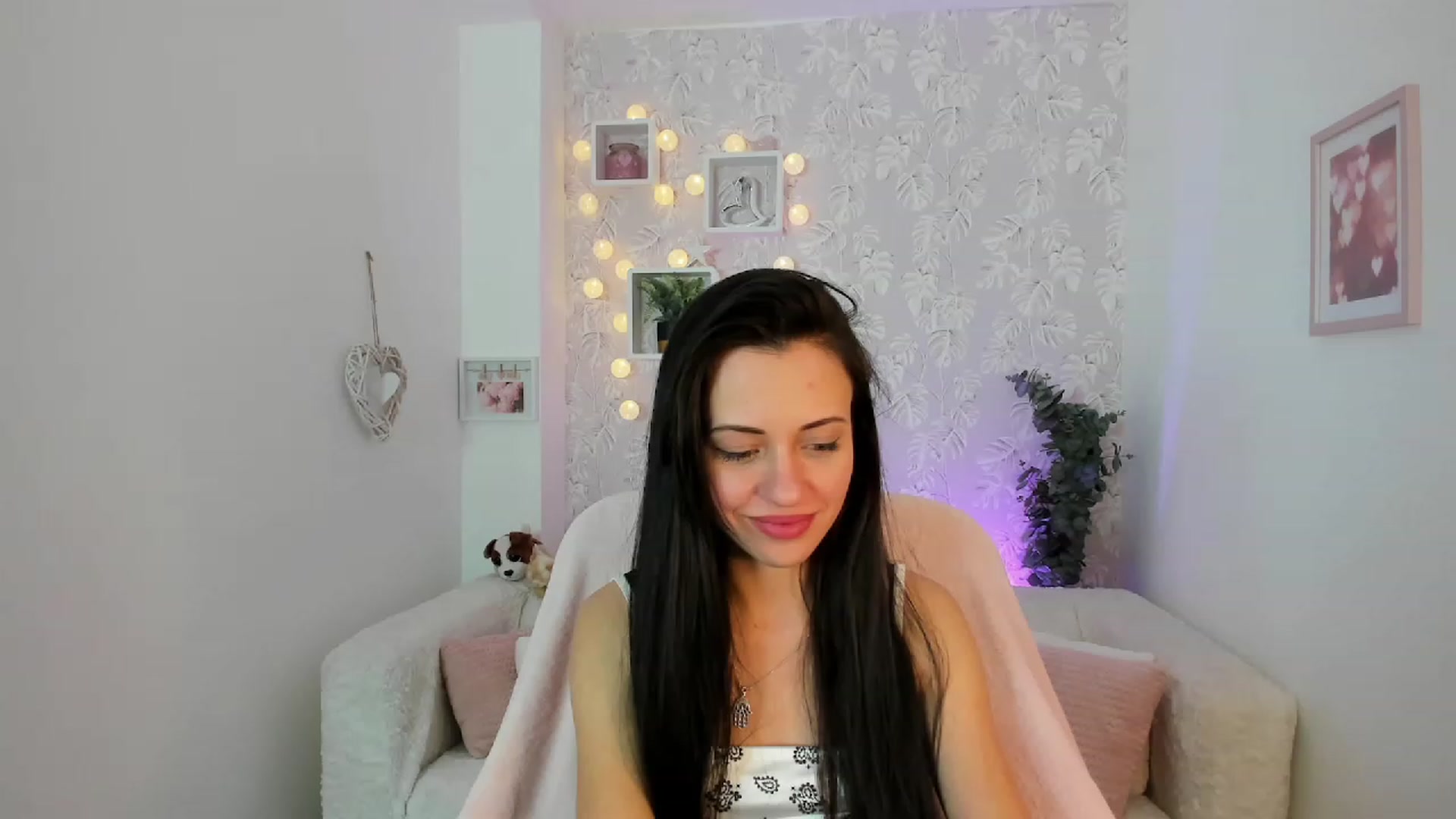 Gallery image thumbnail from Kathy_White's myfreecams stream on, 02/28/2023, 15:57 image 19 of 20