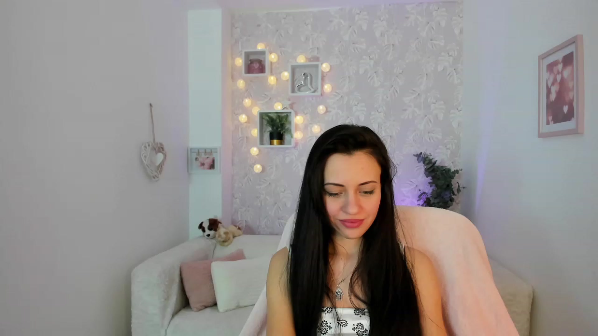 Gallery image thumbnail from Kathy_White's myfreecams stream on, 02/28/2023, 15:57 image 10 of 20