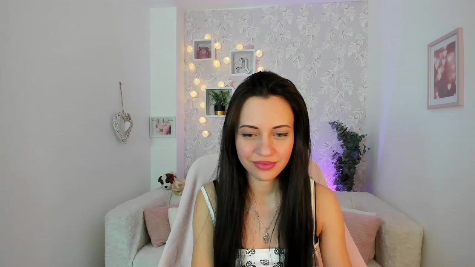 Gallery image thumbnail from Kathy_White's myfreecams stream on, 02/28/2023, 15:57 image 16 of 20