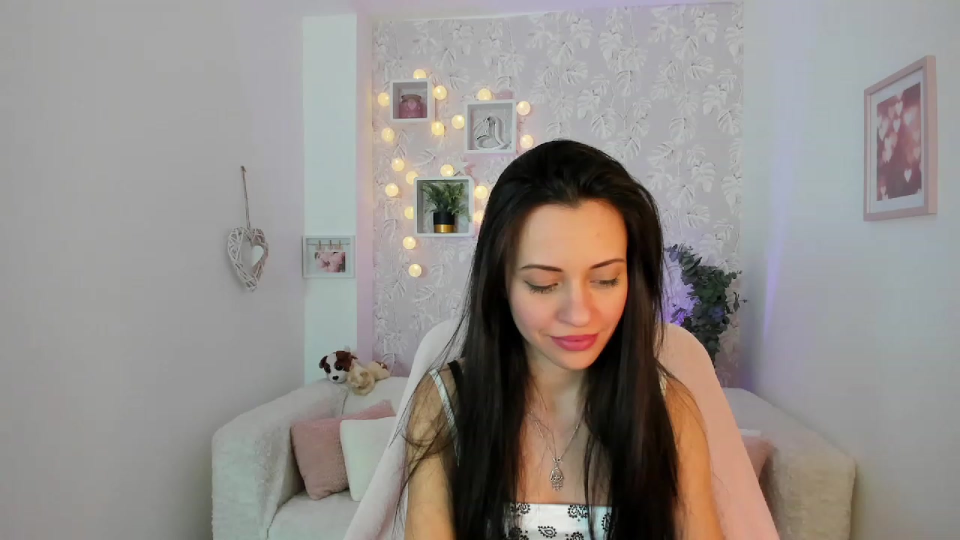 Gallery image thumbnail from Kathy_White's myfreecams stream on, 02/28/2023, 15:57 image 13 of 20