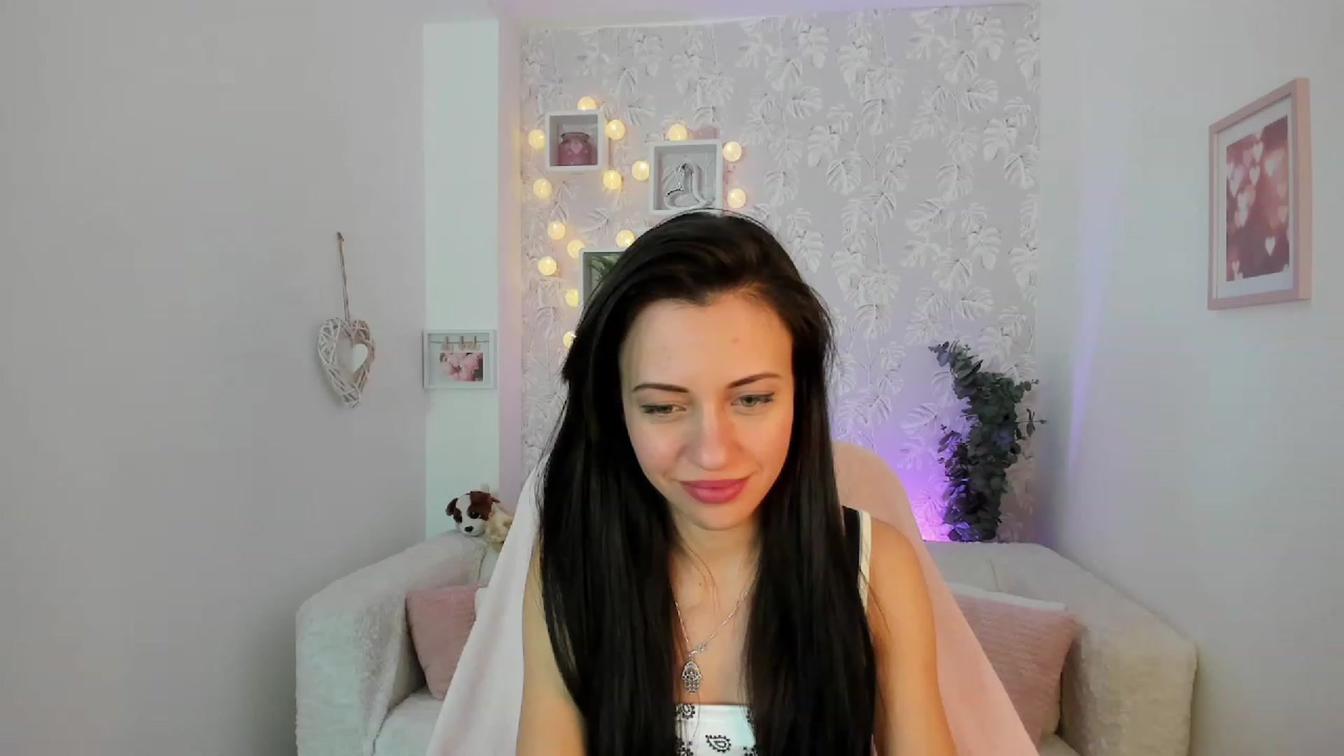 Gallery image thumbnail from Kathy_White's myfreecams stream on, 02/28/2023, 18:27 image 1 of 20