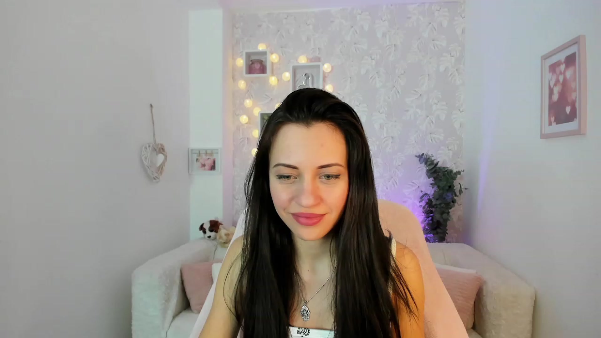Gallery image thumbnail from Kathy_White's myfreecams stream on, 02/28/2023, 18:27 image 7 of 20