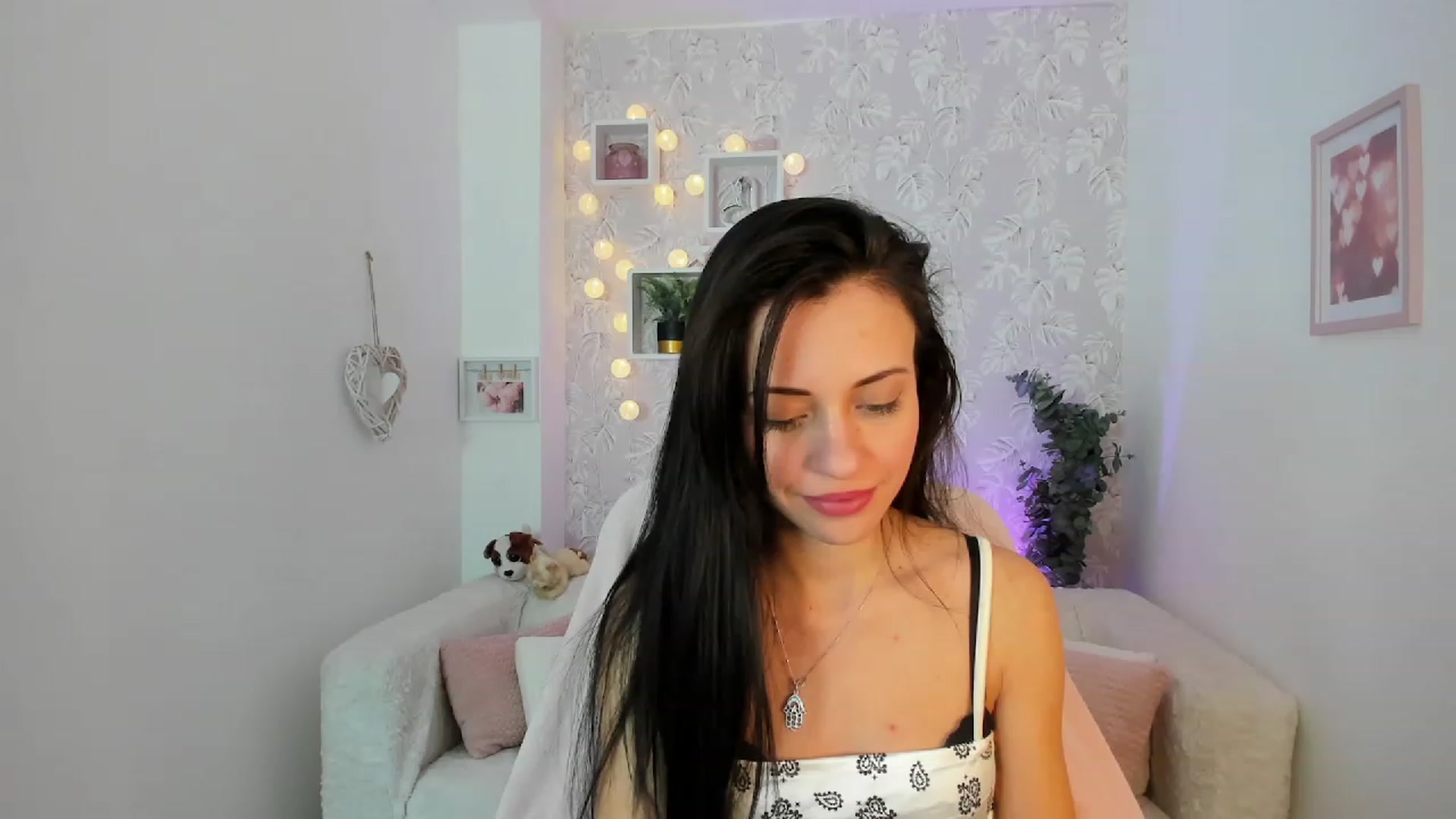 Gallery image thumbnail from Kathy_White's myfreecams stream on, 02/28/2023, 18:27 image 12 of 20