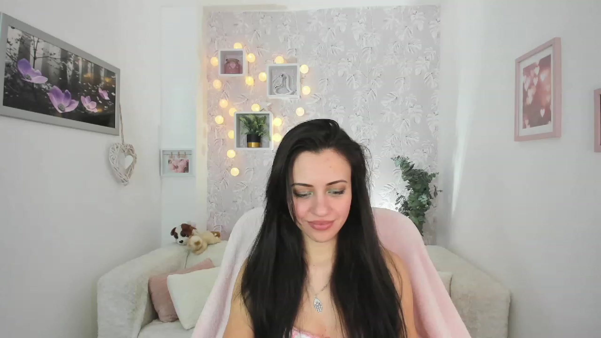 Gallery image thumbnail from Kathy_White's myfreecams stream on, 03/02/2023, 14:45 image 14 of 20
