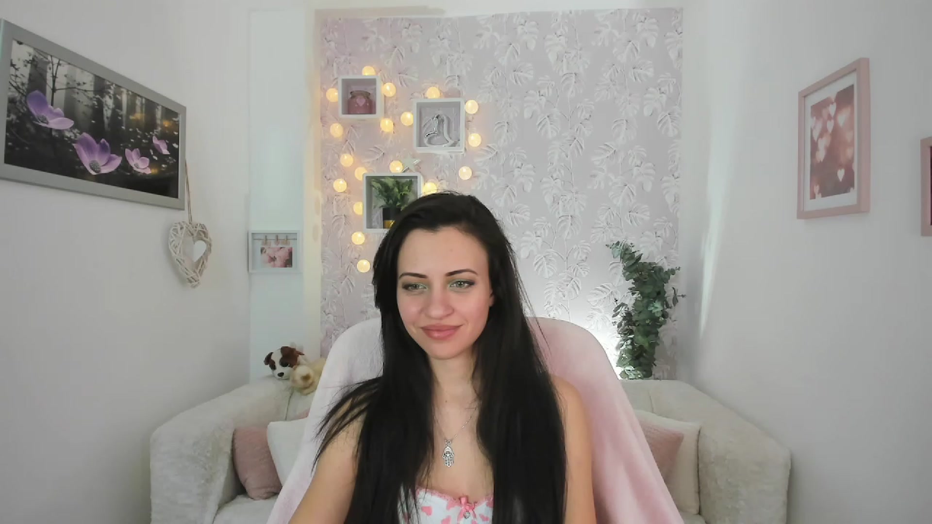 Gallery image thumbnail from Kathy_White's myfreecams stream on, 03/02/2023, 16:10 image 18 of 20