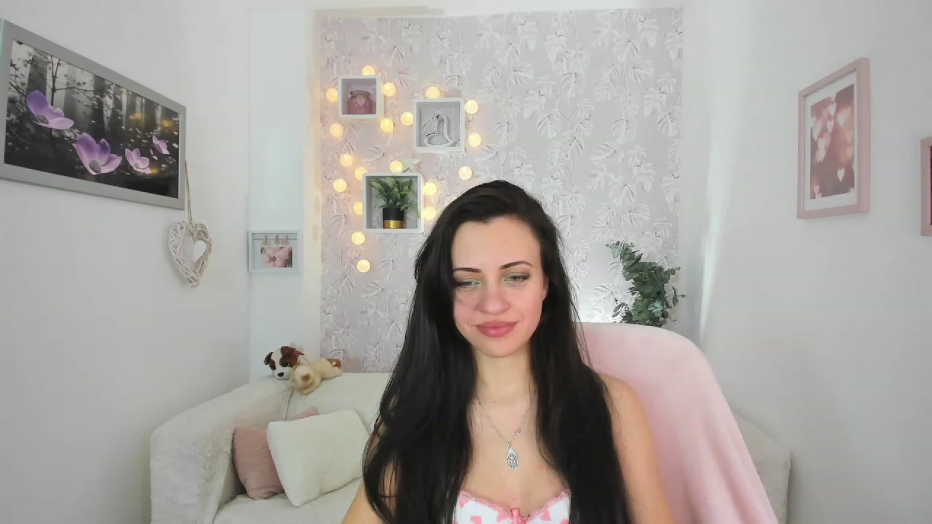 Gallery image thumbnail from Kathy_White's myfreecams stream on, 03/02/2023, 16:10 image 6 of 20
