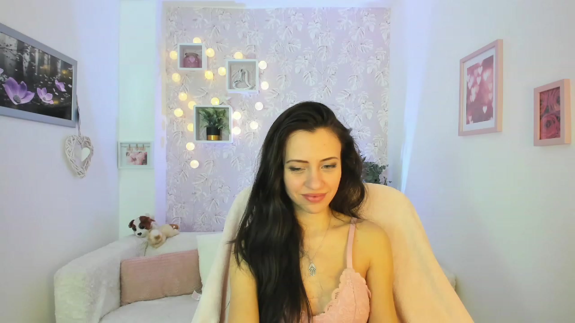 Gallery image thumbnail from Kathy_White's myfreecams stream on, 03/07/2023, 15:15 image 6 of 20