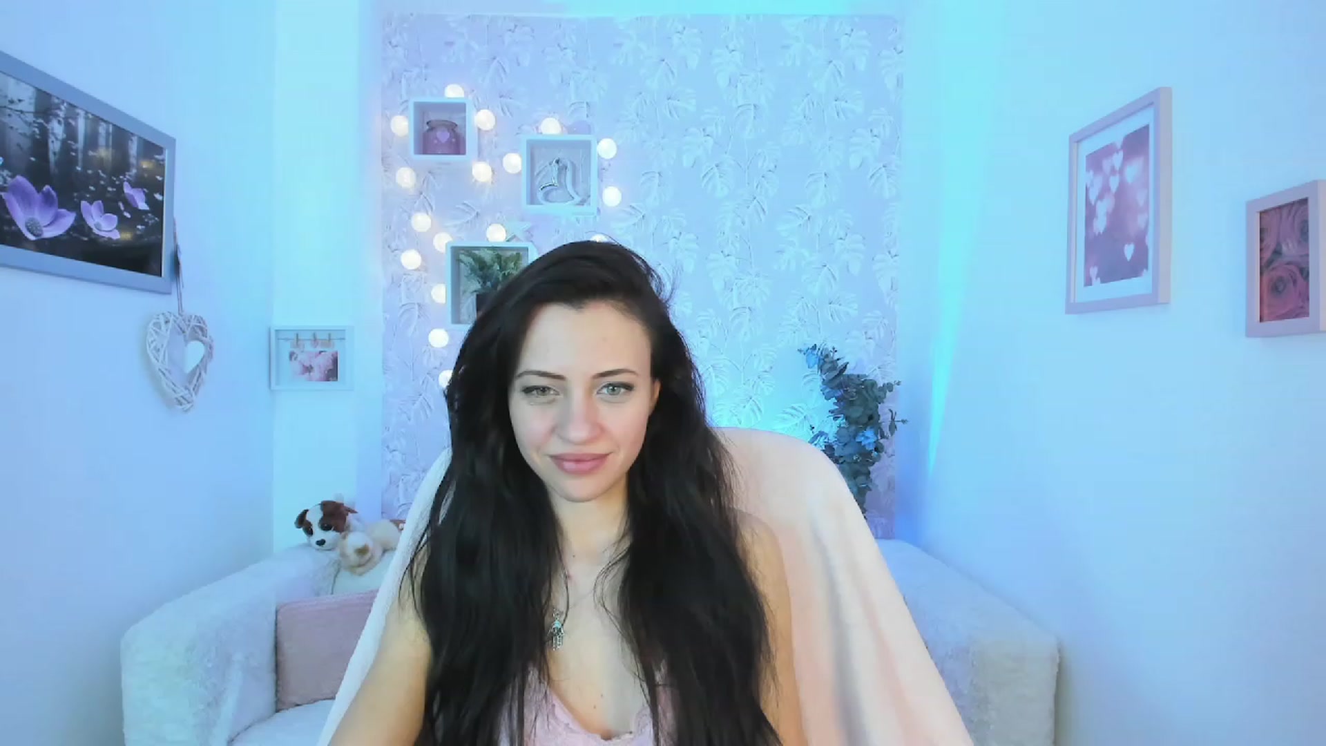 Gallery image thumbnail from Kathy_White's myfreecams stream on, 03/07/2023, 18:43 image 7 of 20