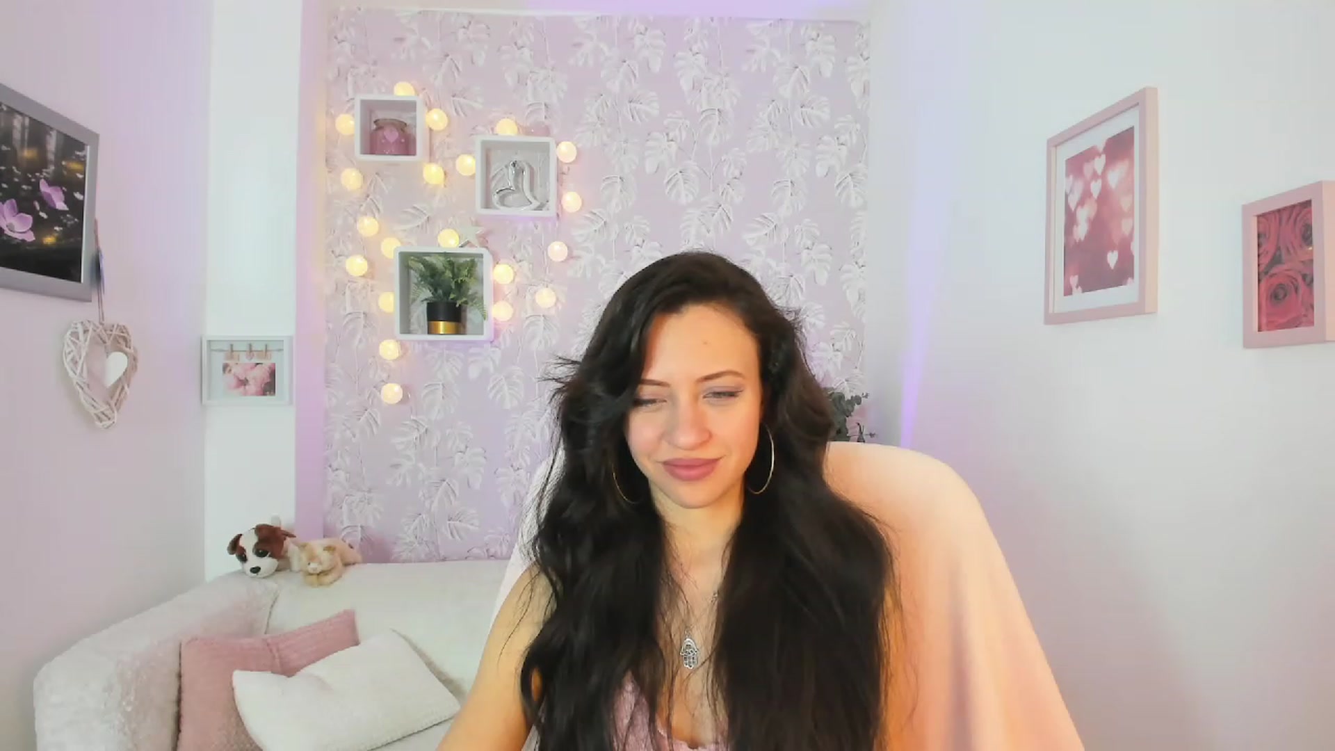 Gallery image thumbnail from Kathy_White's myfreecams stream on, 03/16/2023, 16:53 image 19 of 20