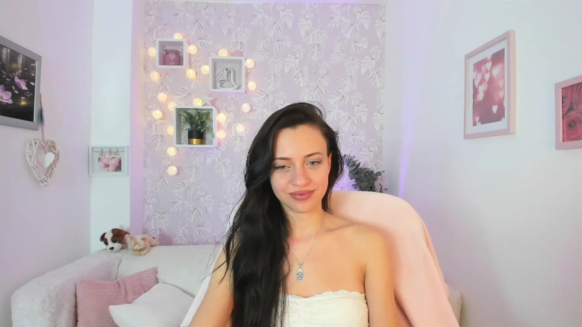 Gallery image thumbnail from Kathy_White's myfreecams stream on, 03/17/2023, 18:37 image 20 of 20