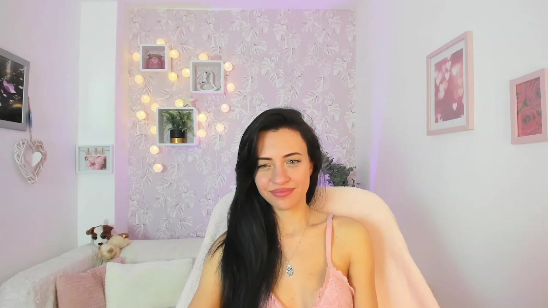 Gallery image thumbnail from Kathy_White's myfreecams stream on, 03/19/2023, 15:59 image 8 of 20