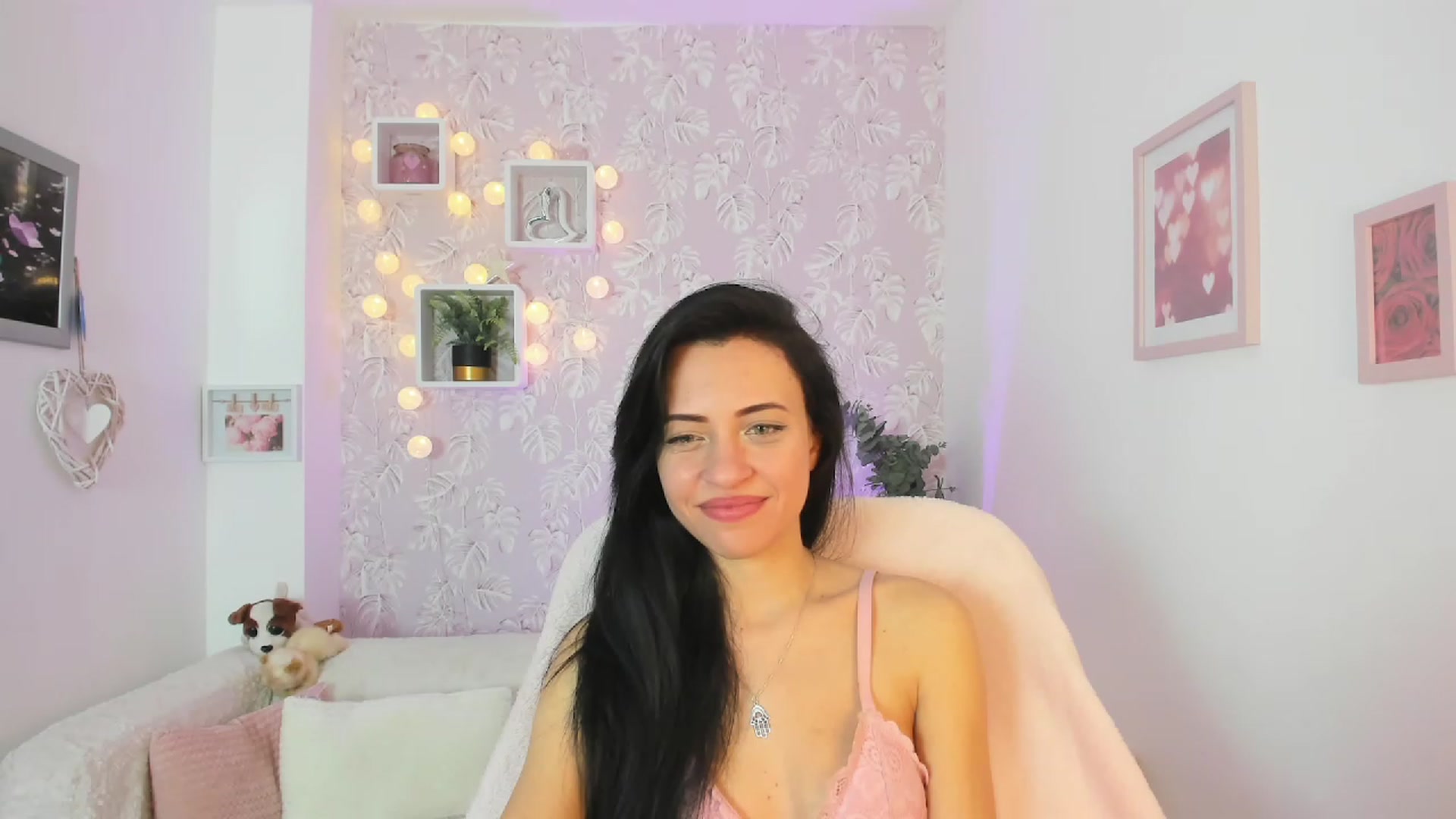 Gallery image thumbnail from Kathy_White's myfreecams stream on, 03/19/2023, 15:59 image 9 of 20
