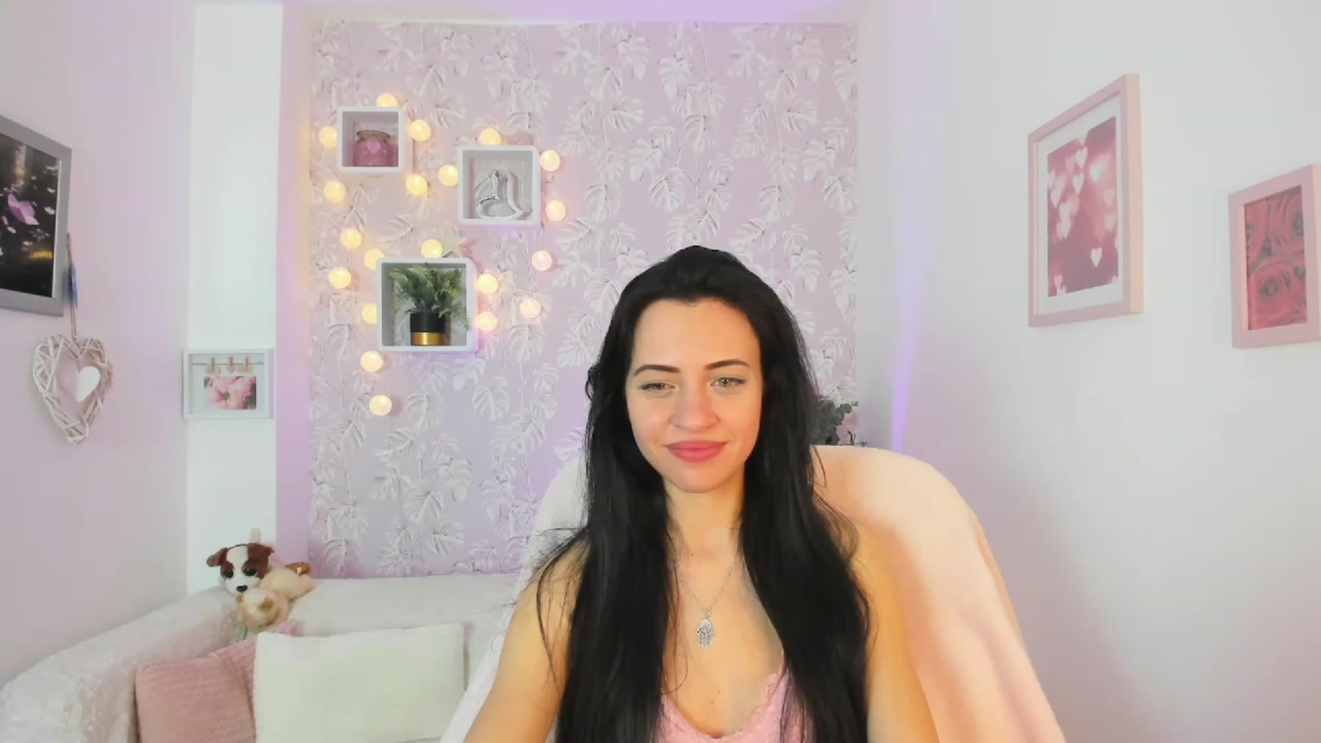 Gallery image thumbnail from Kathy_White's myfreecams stream on, 03/19/2023, 15:59 image 19 of 20