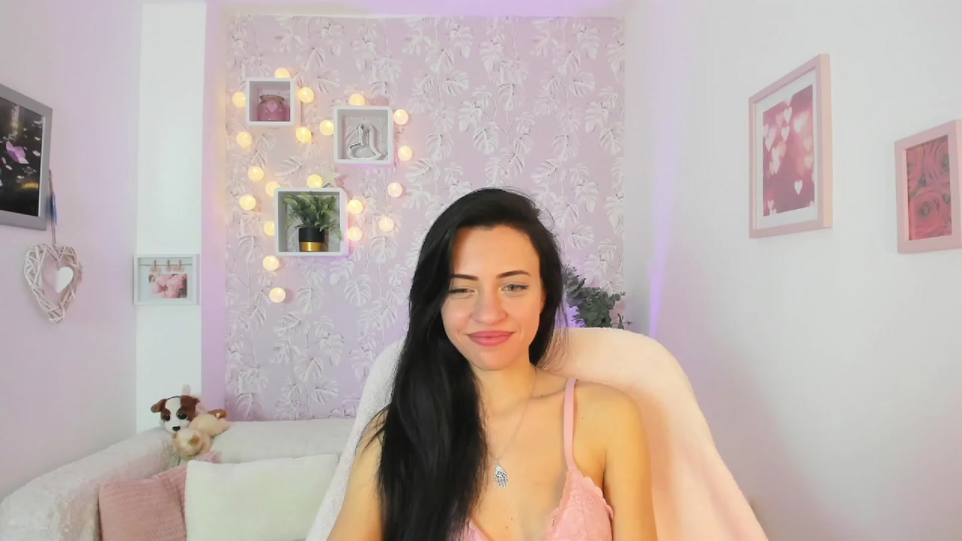 Gallery image thumbnail from Kathy_White's myfreecams stream on, 03/19/2023, 15:59 image 10 of 20
