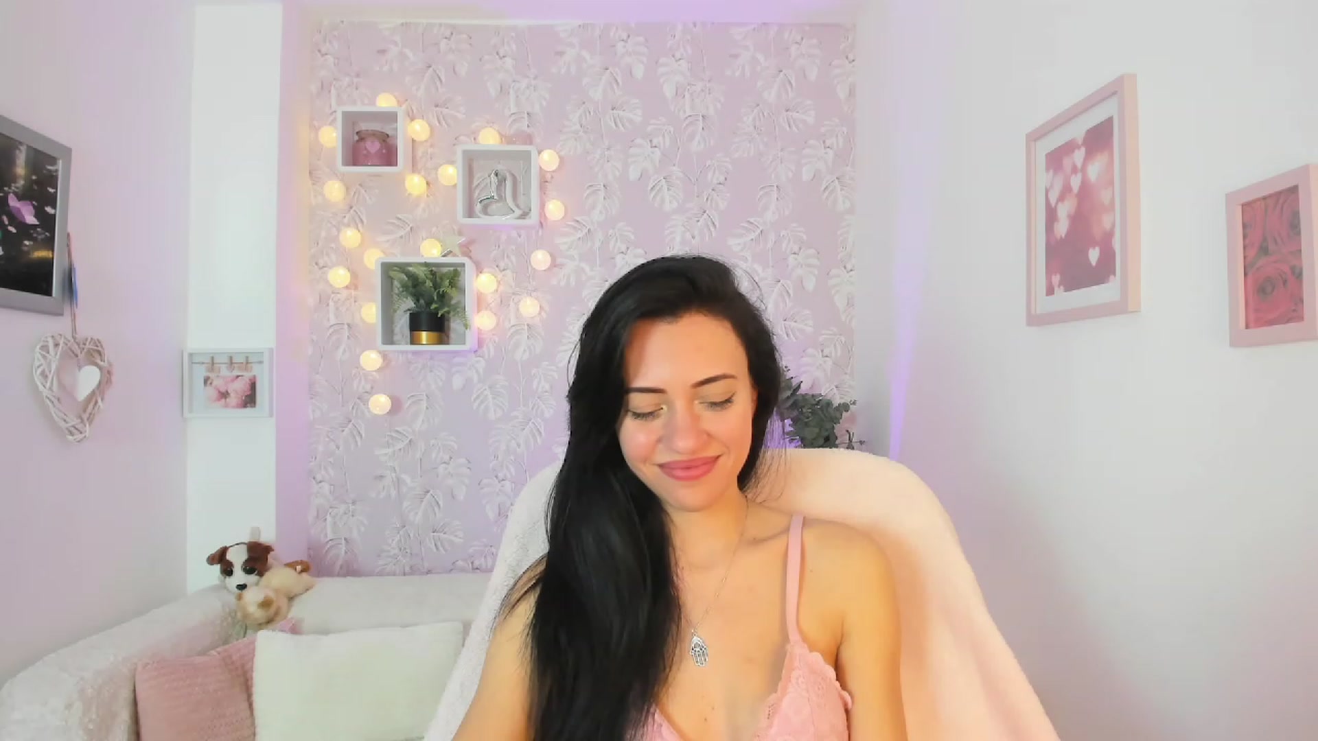 Gallery image thumbnail from Kathy_White's myfreecams stream on, 03/19/2023, 15:59 image 7 of 20