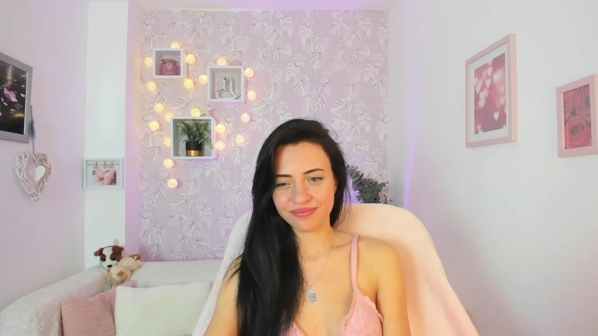 Gallery image thumbnail from Kathy_White's myfreecams stream on, 03/19/2023, 15:59 image 12 of 20