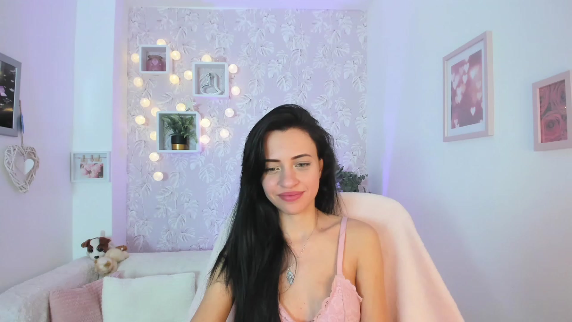 Gallery image thumbnail from Kathy_White's myfreecams stream on, 03/19/2023, 18:26 image 7 of 20