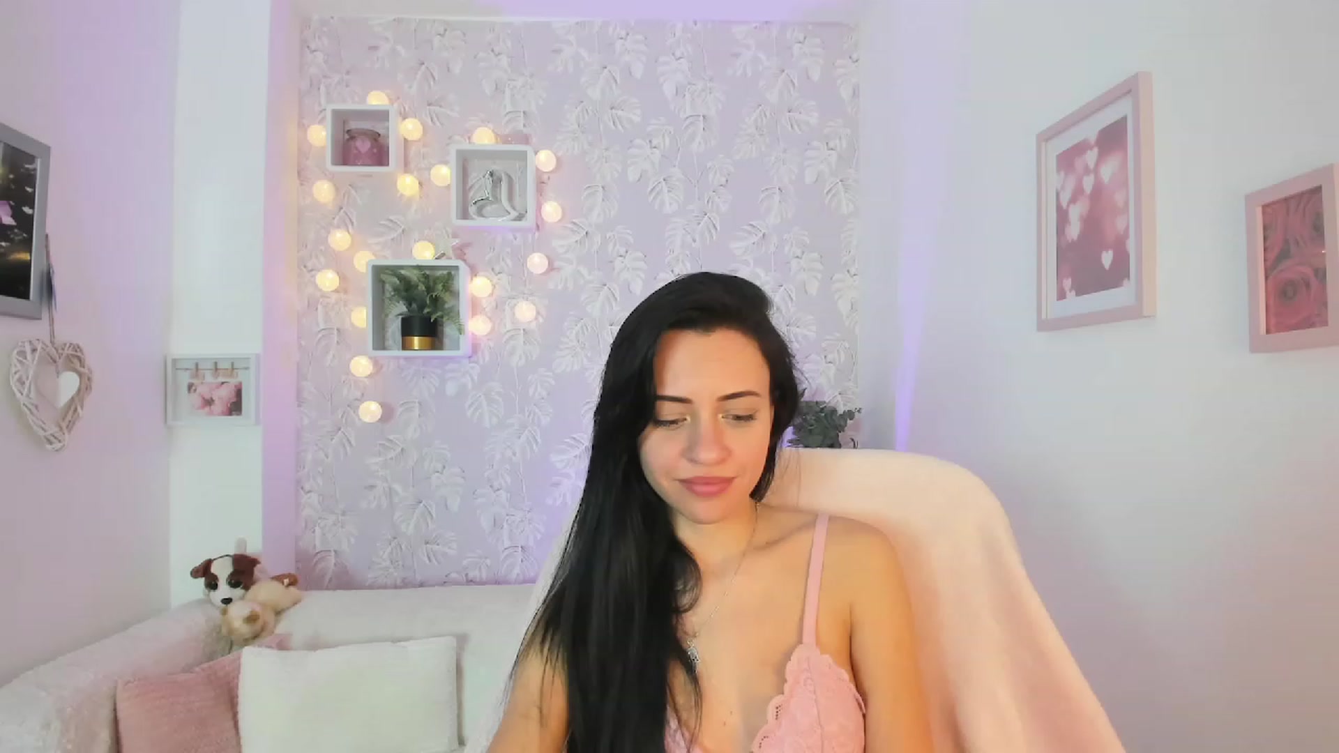 Gallery image thumbnail from Kathy_White's myfreecams stream on, 03/19/2023, 18:44 image 3 of 20