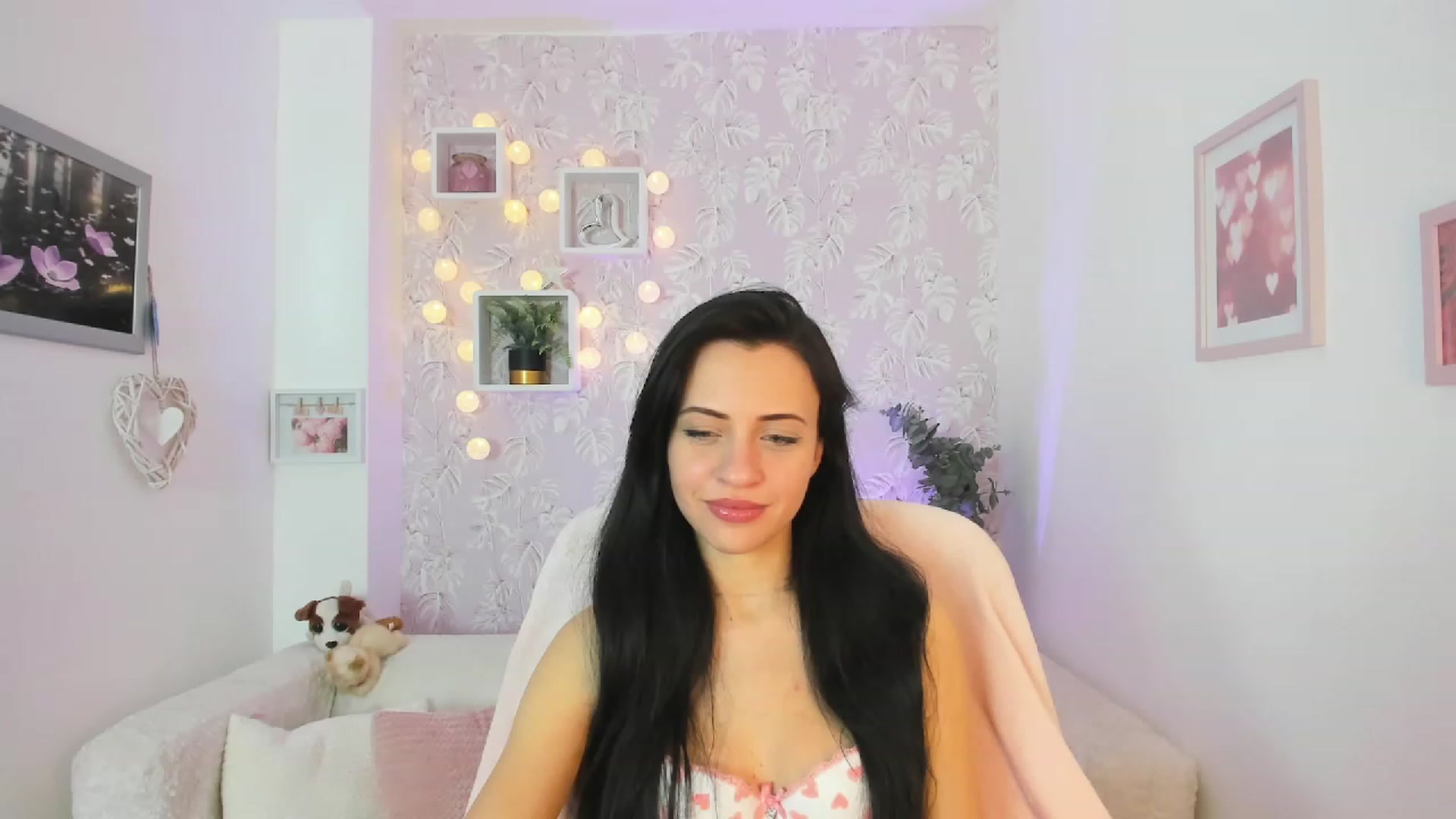 Gallery image thumbnail from Kathy_White's myfreecams stream on, 03/22/2023, 16:36 image 1 of 20