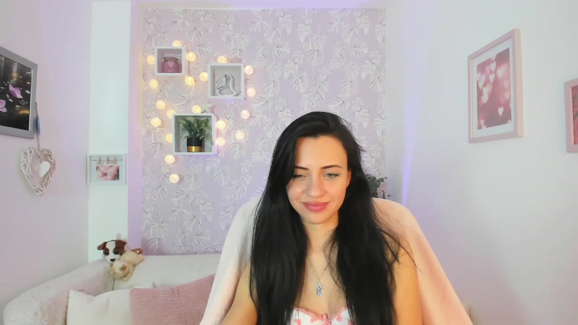 Gallery image thumbnail from Kathy_White's myfreecams stream on, 03/22/2023, 18:59 image 13 of 20